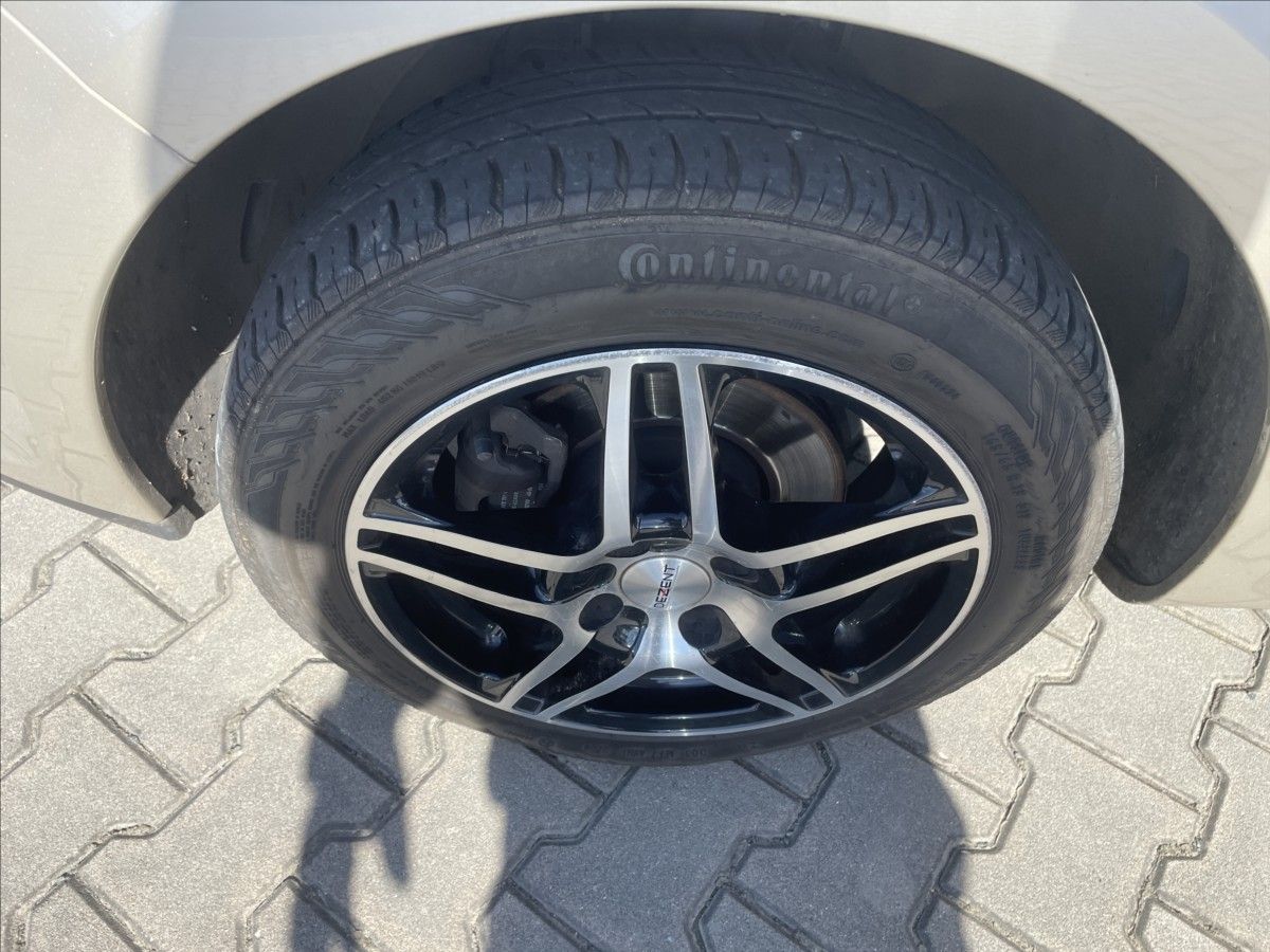 Renault Clio, 1,2 i ČR 1.MAJITEL PĚKNÉ - fotka 6