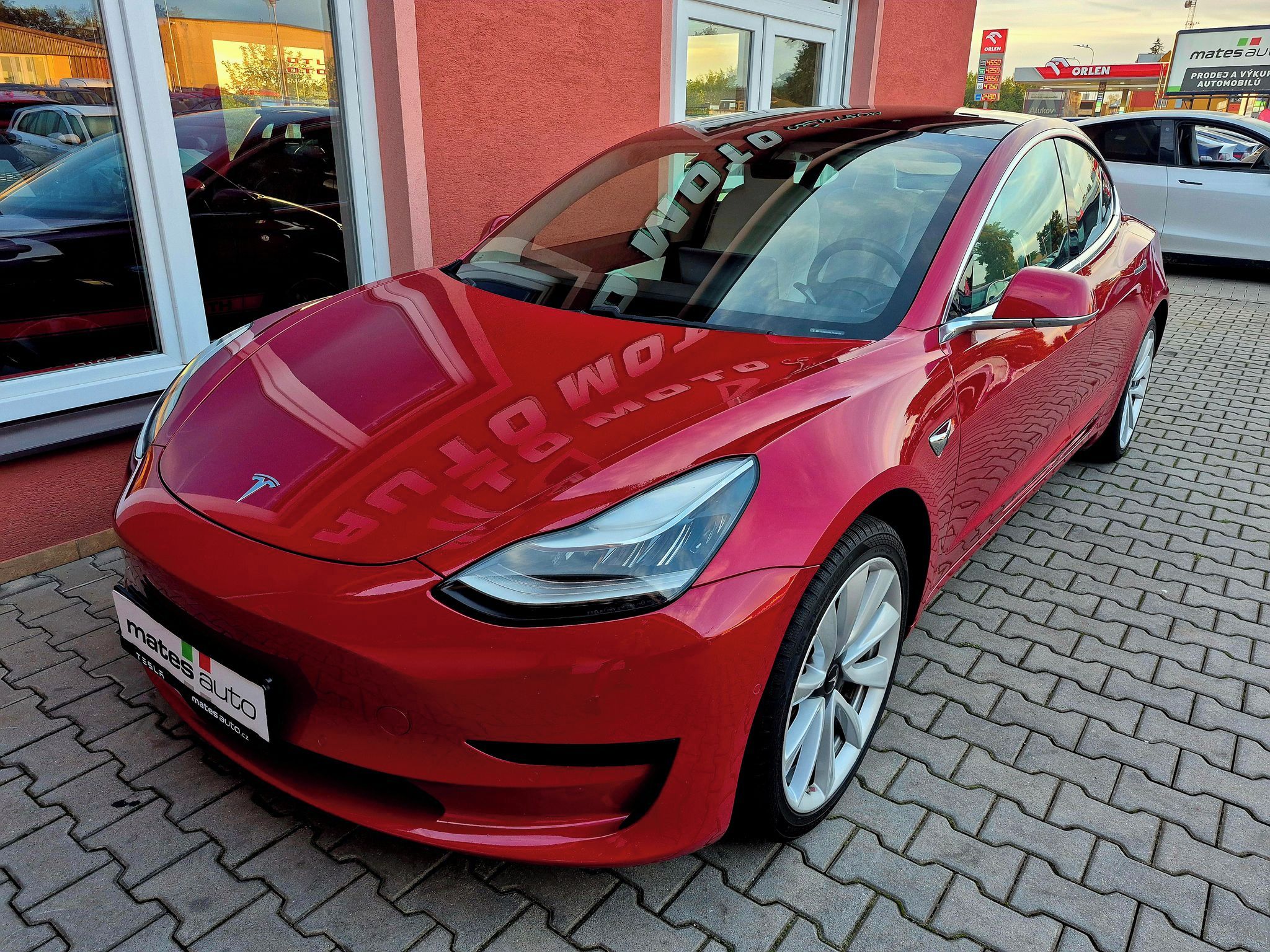 Tesla Model 3, STANDARD RANGE PLUS 239kw SOH
