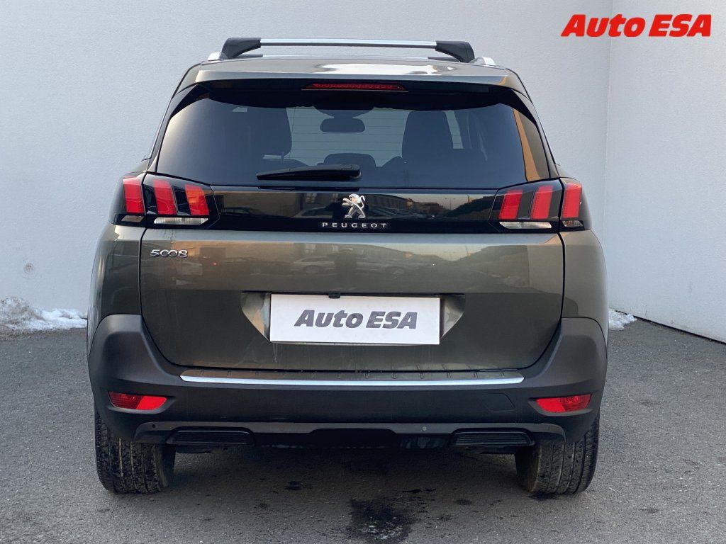 Peugeot 5008, 1.5 HDi,2.maj,ČR,Allure - fotka 5