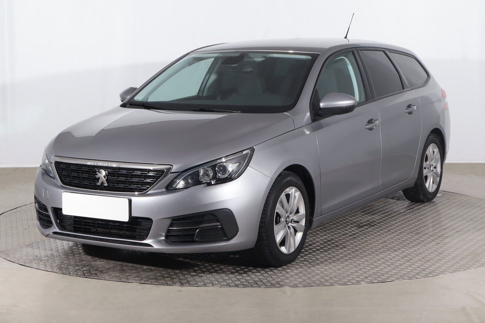 Peugeot 308, 1.2 PureTech, Automat - fotka 2