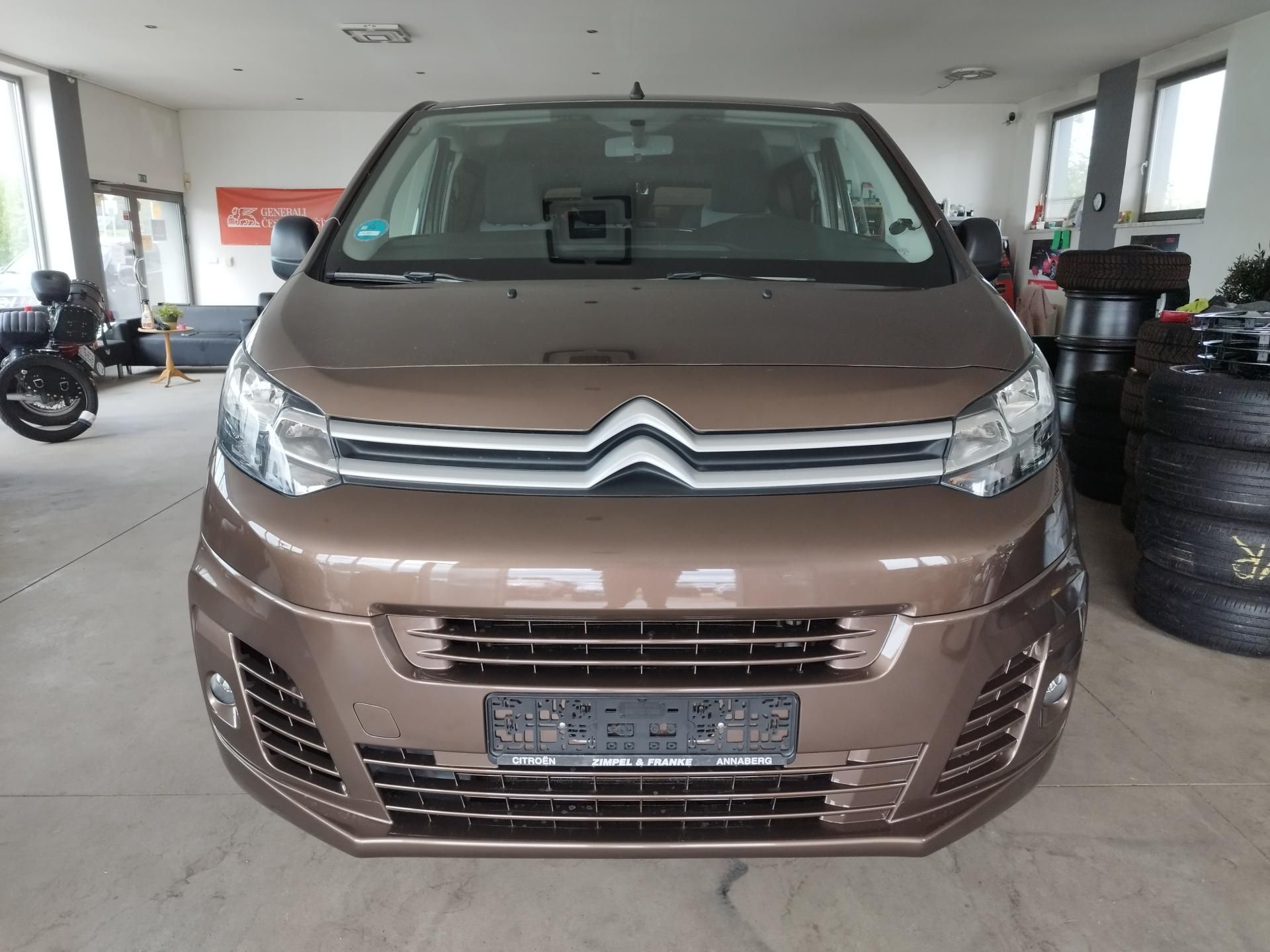 Citroën SpaceTourer, 2,0HDi 130KW automat 9míst,taž - fotka 2