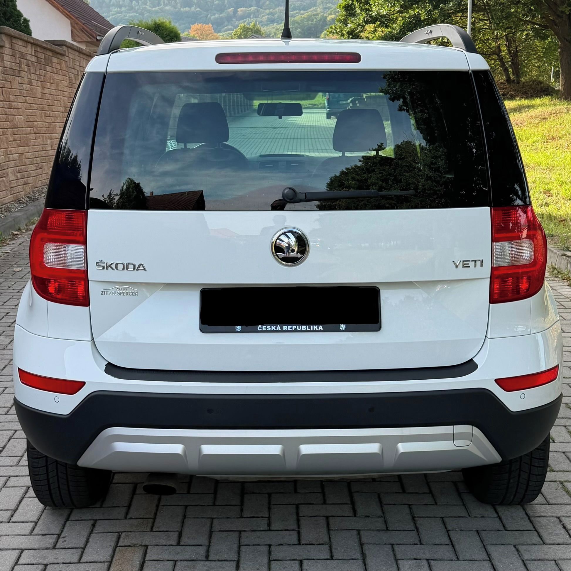 Škoda Yeti, 1.2TSI 81kw klima,výhřev,tažné - fotka 5