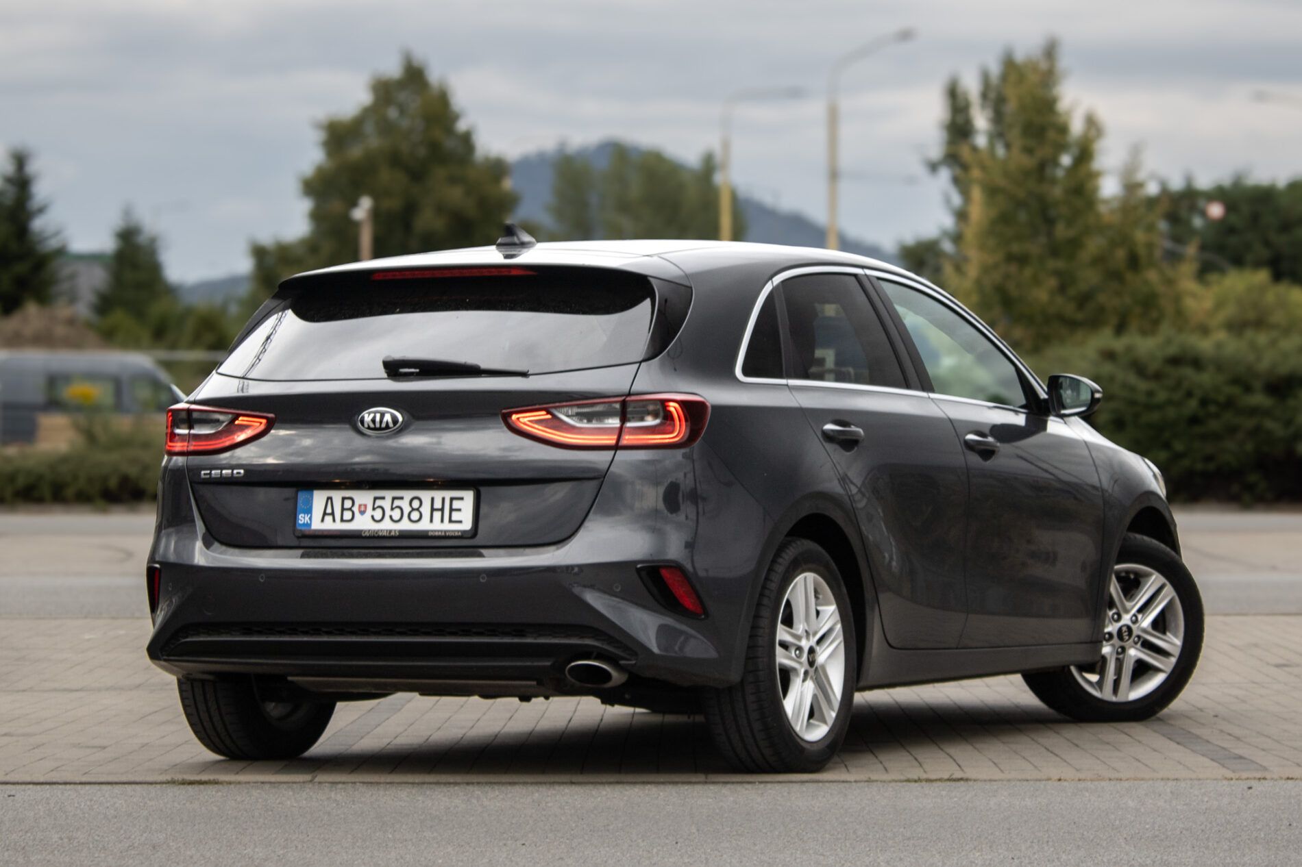 Kia Cee´d - fotka 5