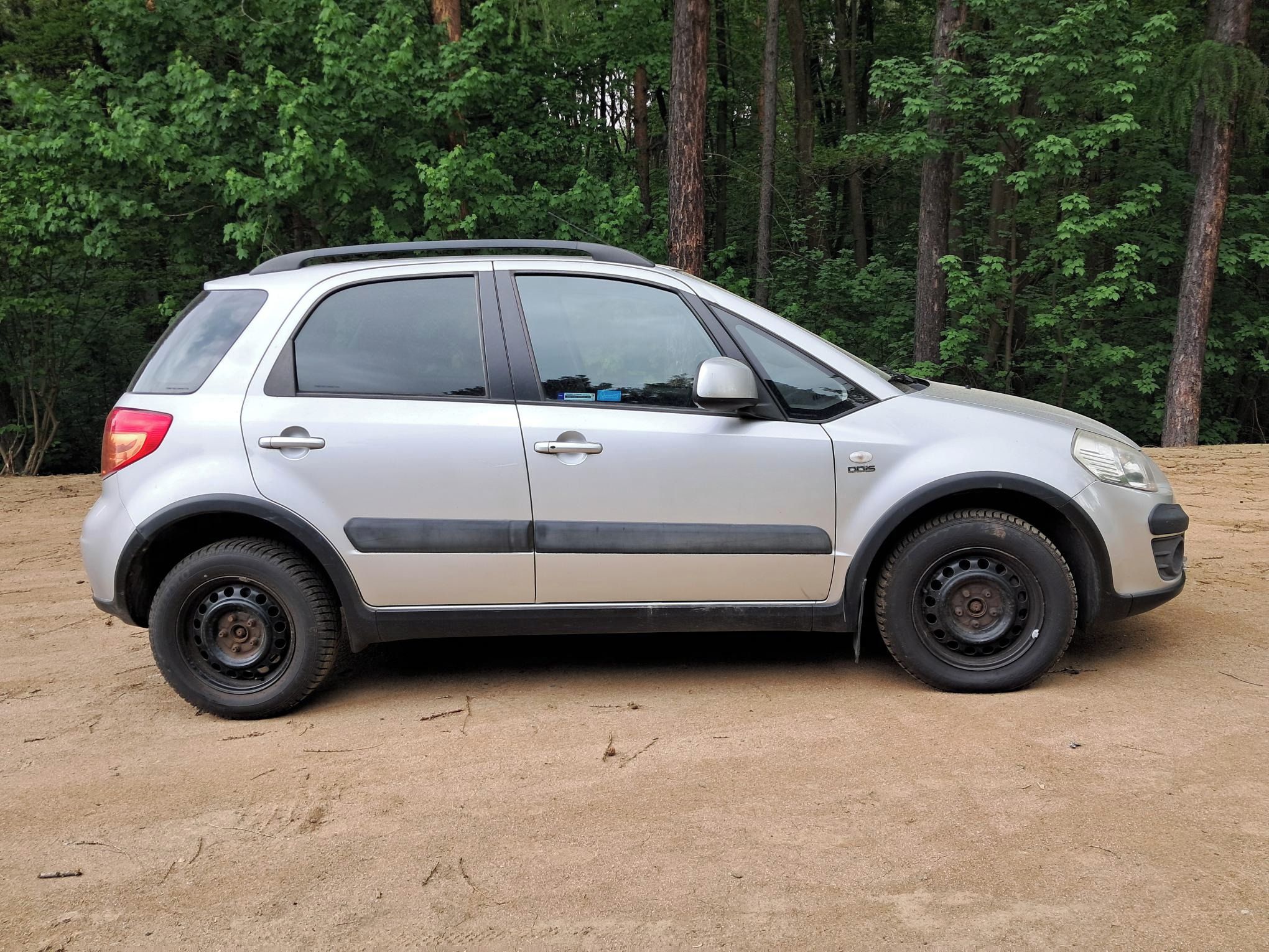 Suzuki SX4, 2,0 DDiS GLX 4x4 - fotka 3