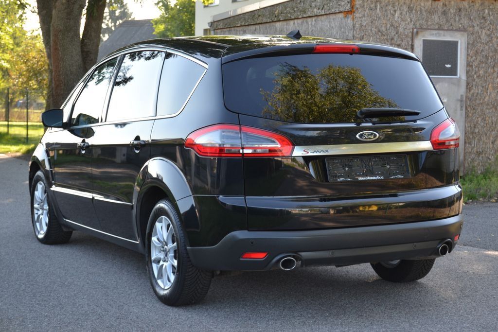 Ford S-MAX, 2.2 TDCI 147kW Titanium - fotka 2