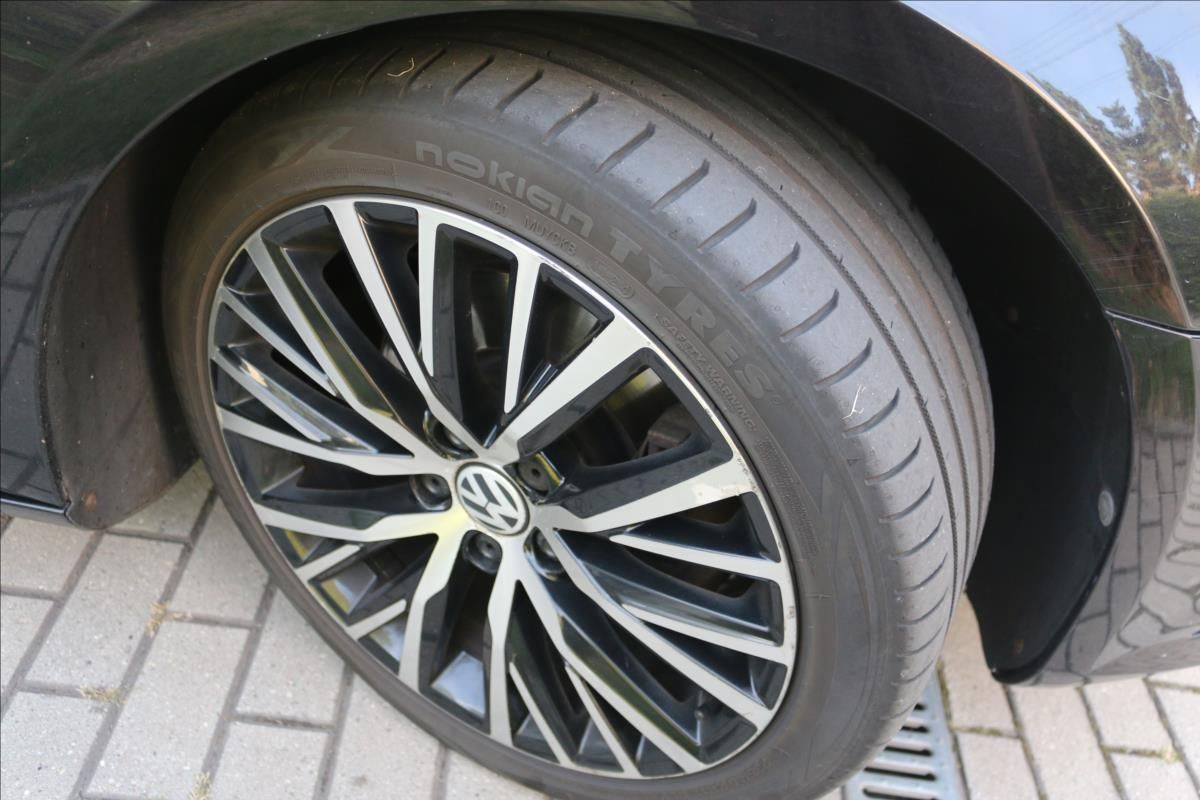 Volkswagen CC, 2,0 155Kw, ČR, Automat - fotka 5