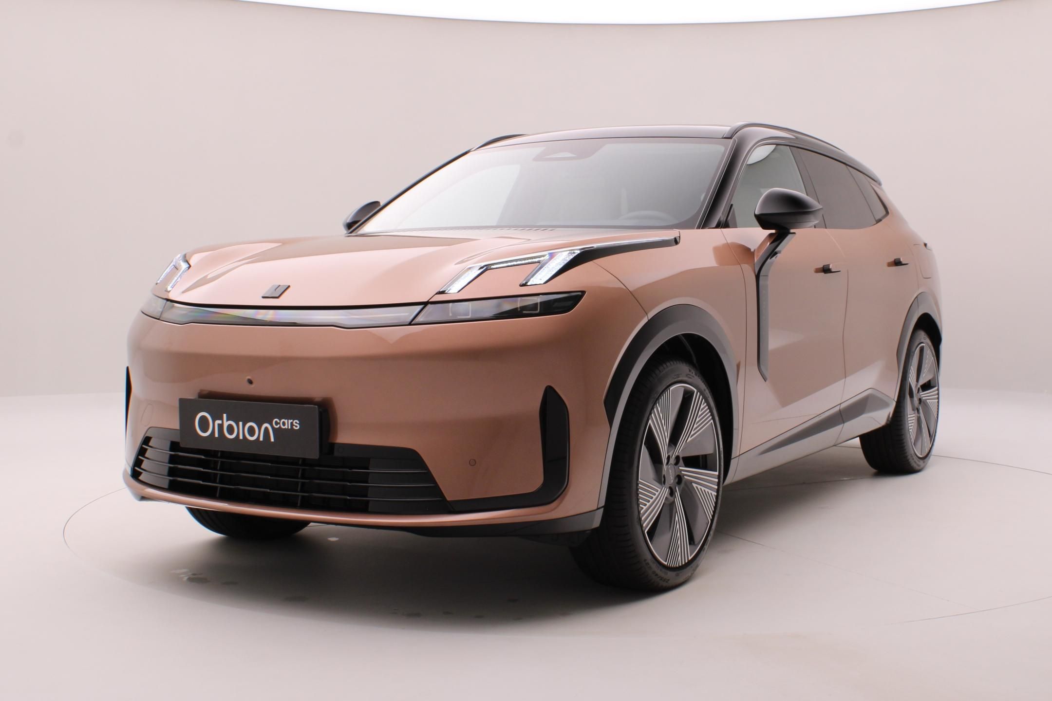 Lynk & Co 08, MORE PHEV