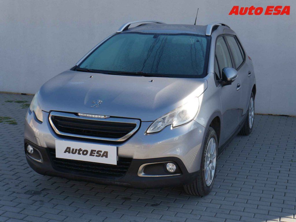 Peugeot 2008, 1.2pt - fotka 3