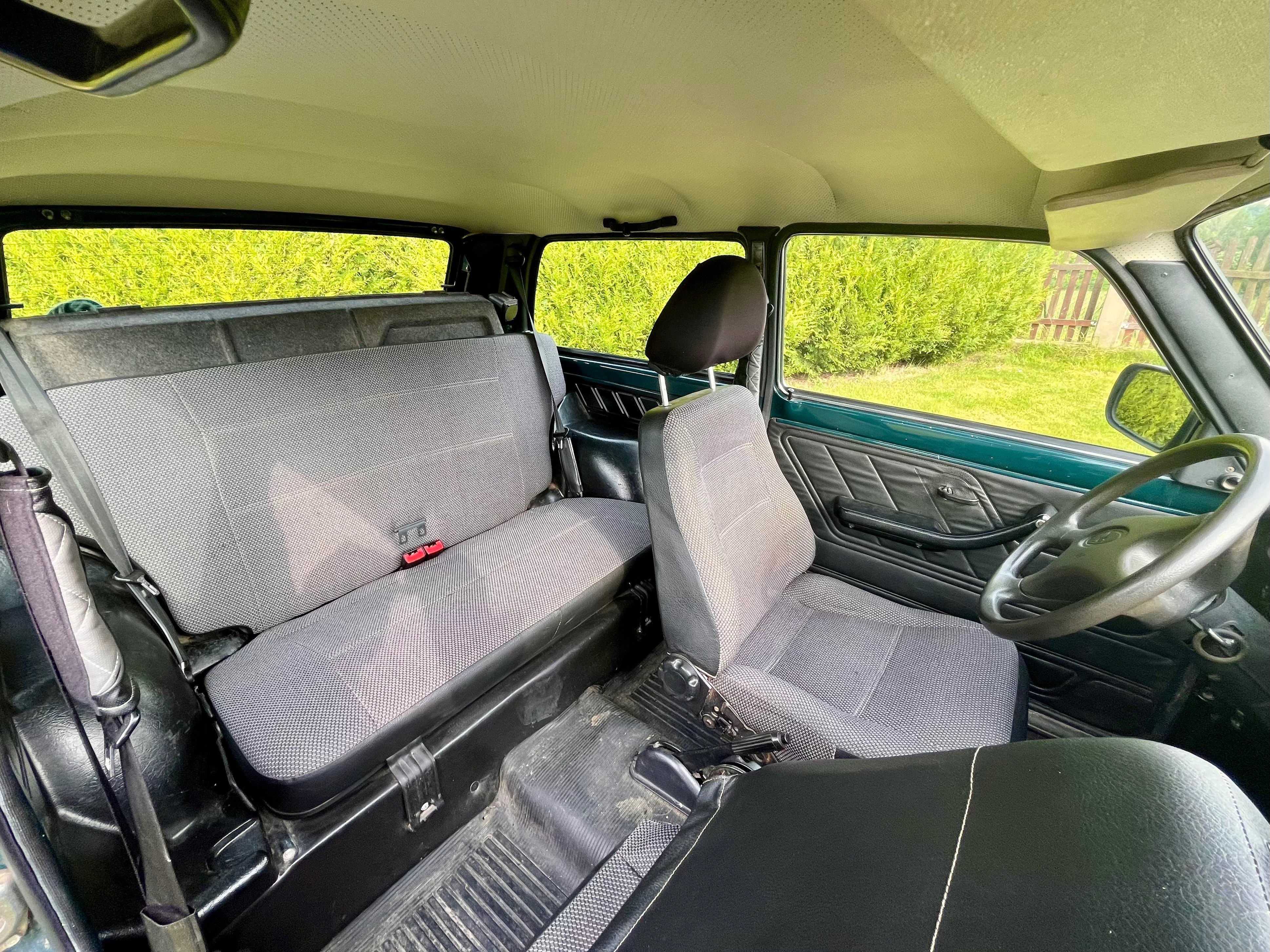 Lada Niva, 1,7i (61kW) - fotka 3