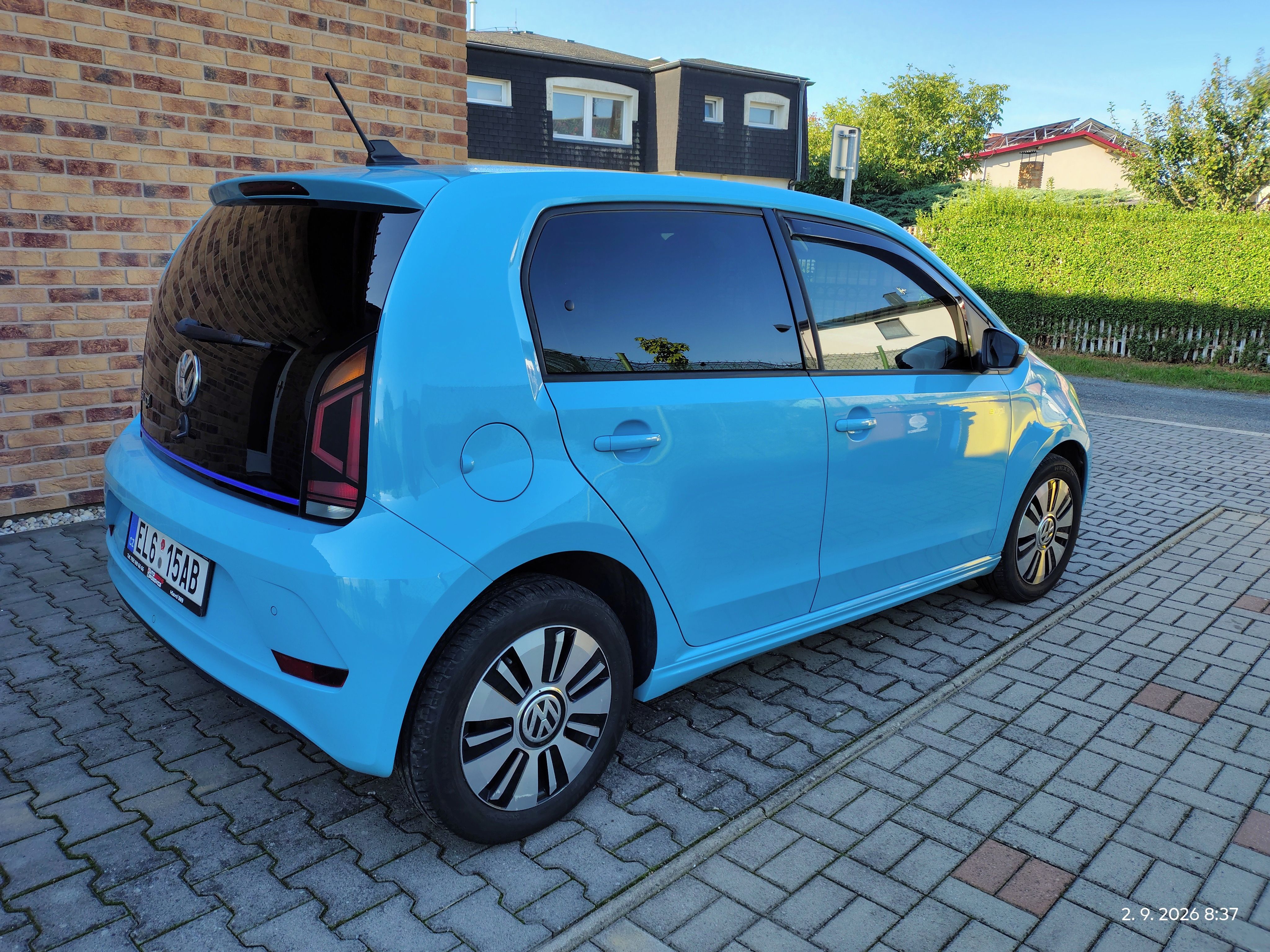 Volkswagen e-up, elektro - fotka 3