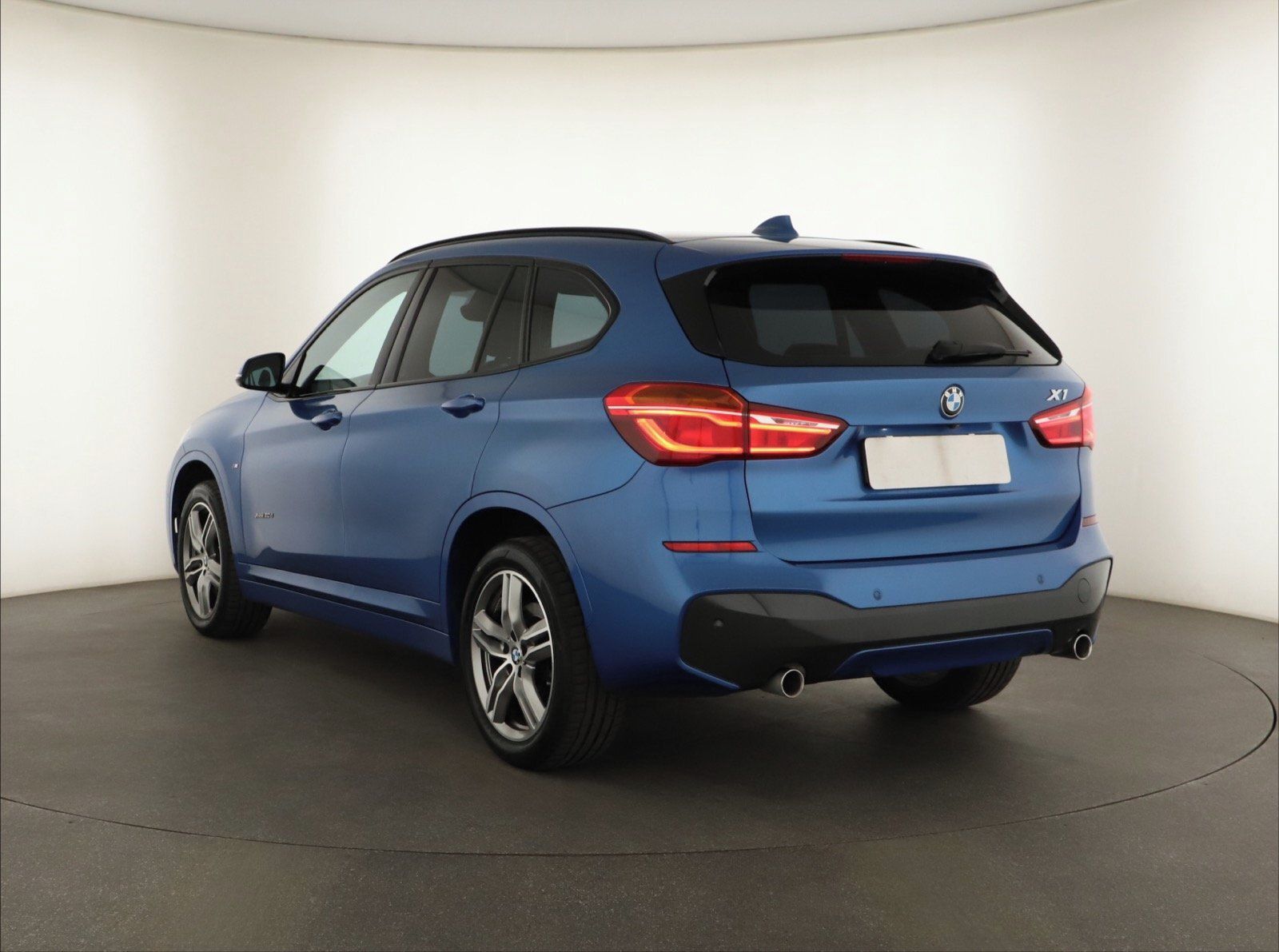 BMW X1, xDrive20d, M Sport, 4X4 - fotka 4