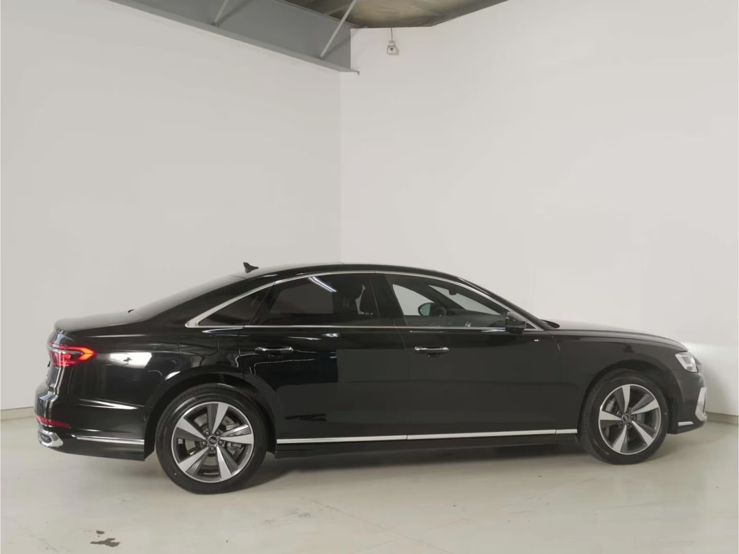 Audi A8, 60TFSIe*B&O*Pano*Vzduch*Matrix - fotka 3