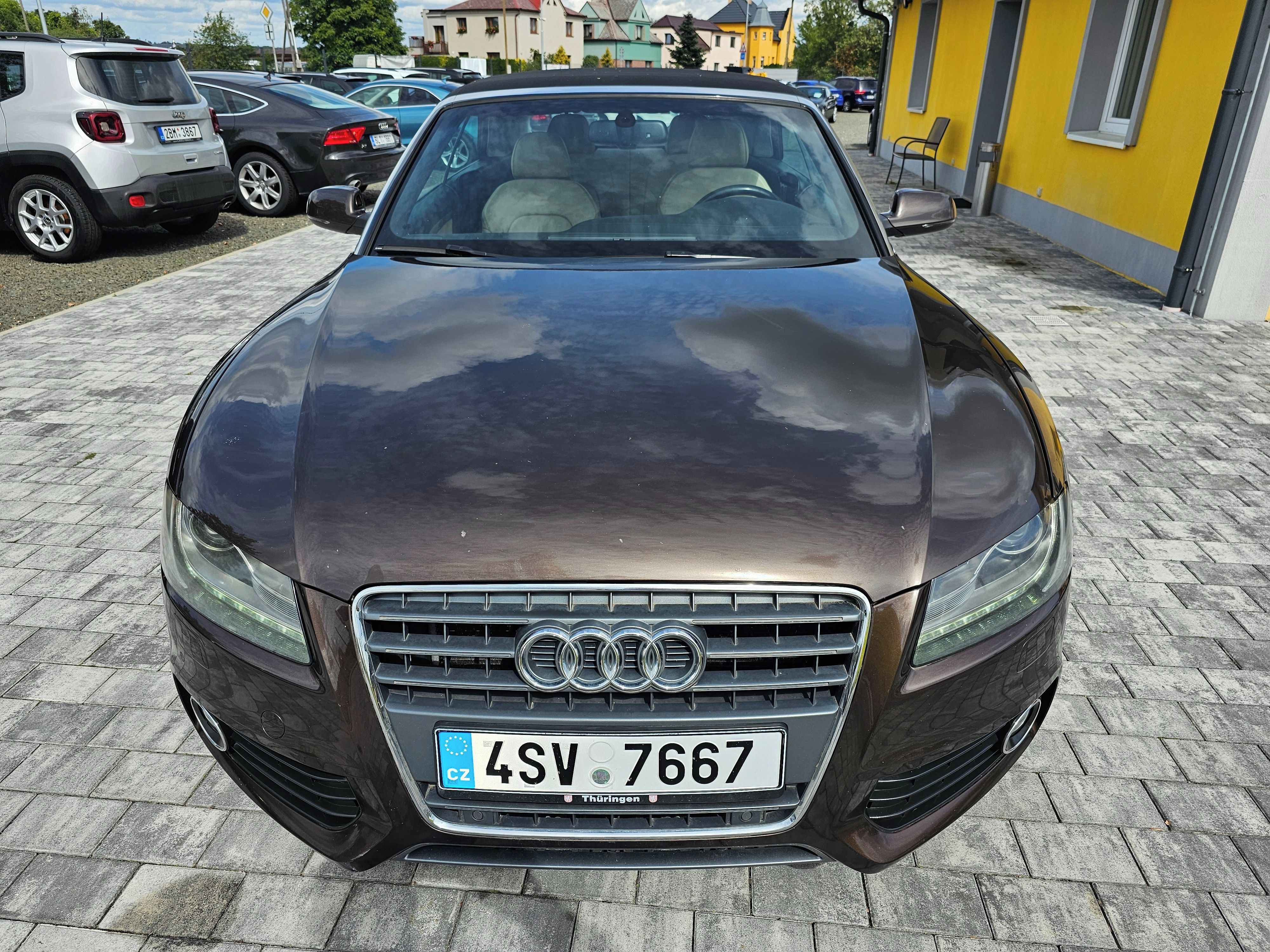 Audi A5, 2.7 TDI, CABRIOLET, tažné zař. - fotka 2