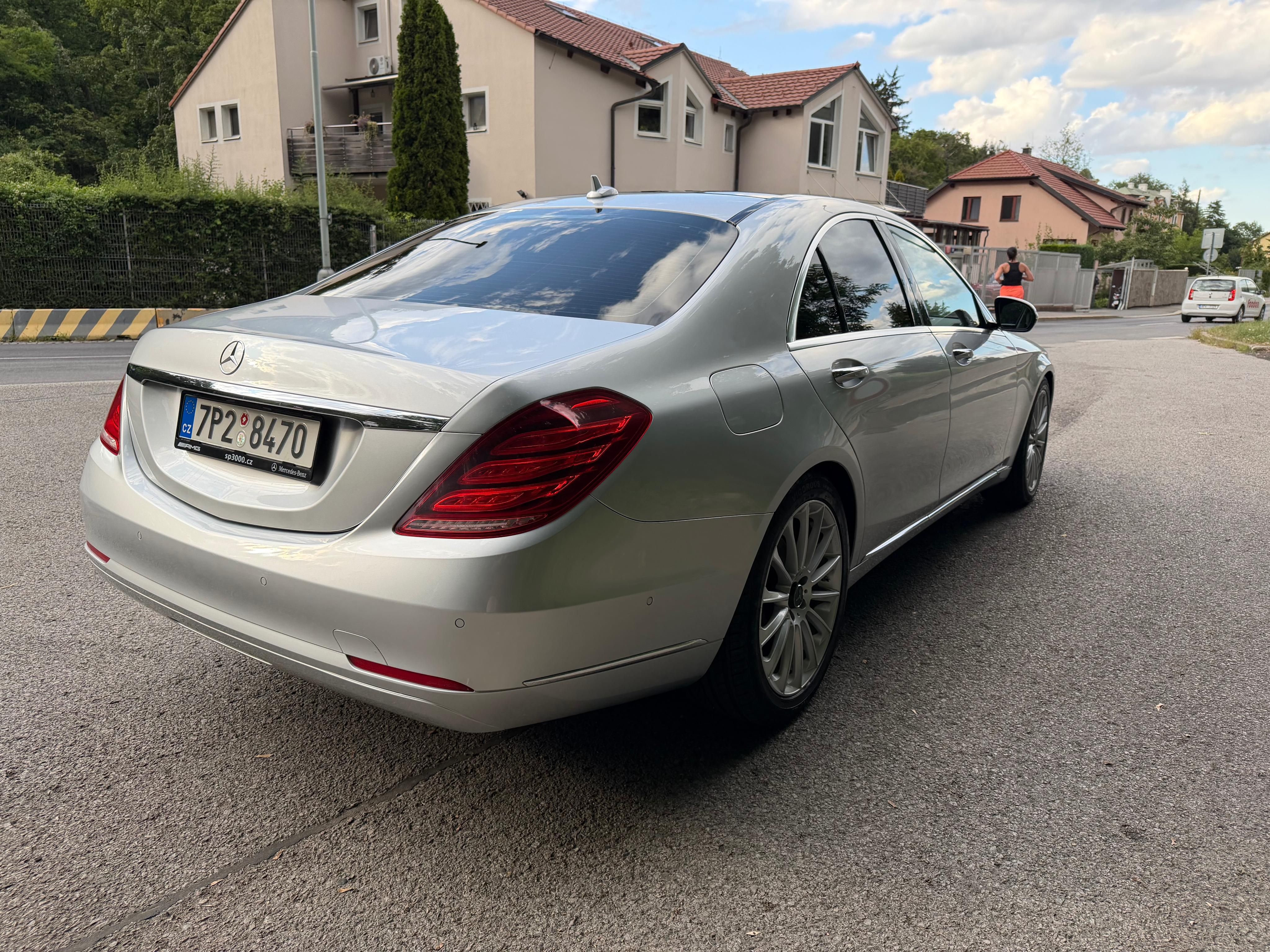 Mercedes-Benz Třídy S, Mercedes S-Class 350 Bluetec - fotka 2