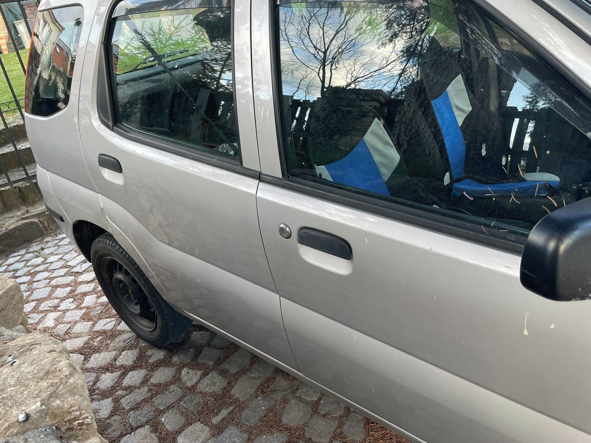Subaru Justy - fotka 3