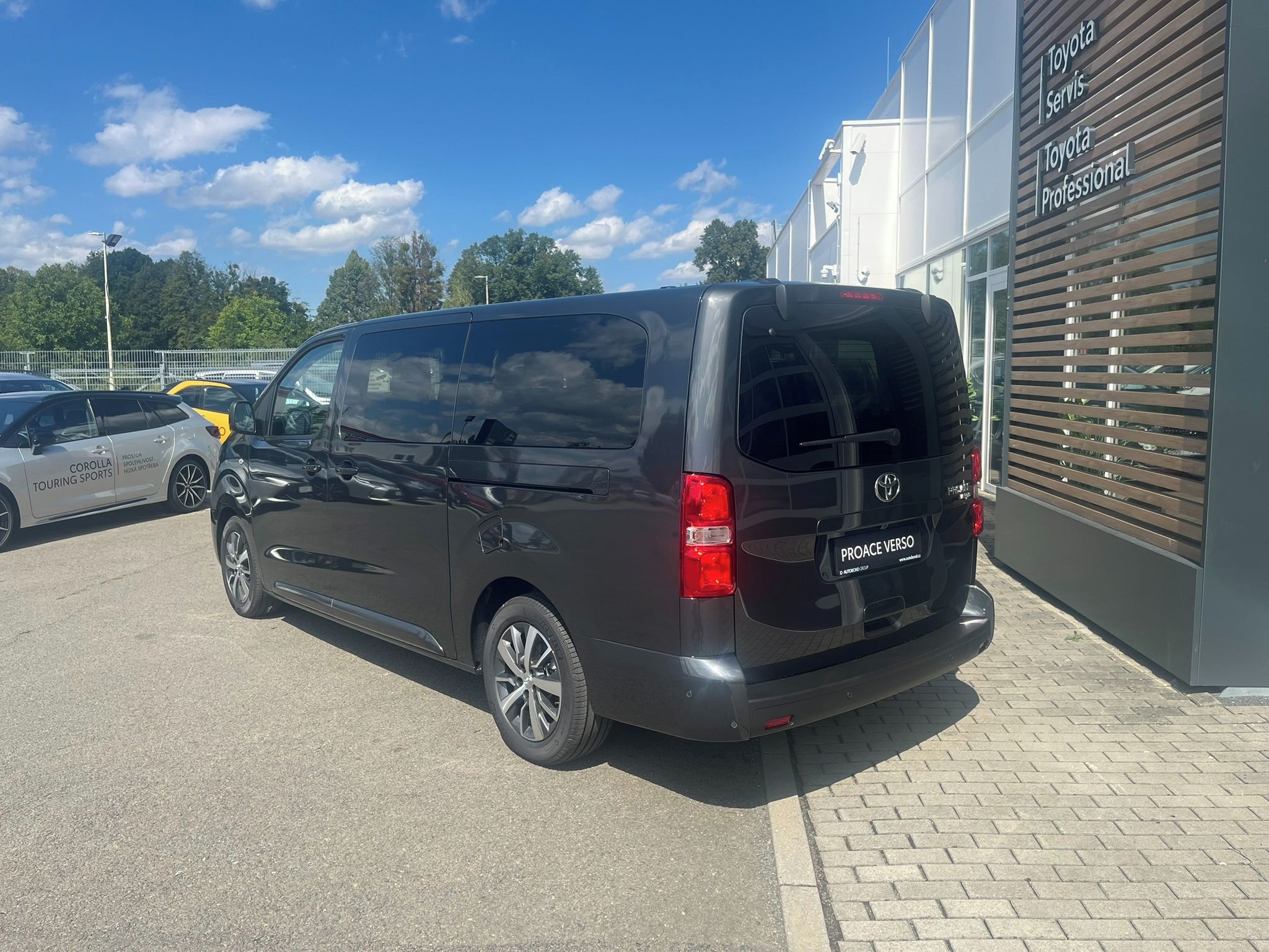 Toyota Proace Verso, 2.2L Family 180k TAŽNÉ - fotka 6