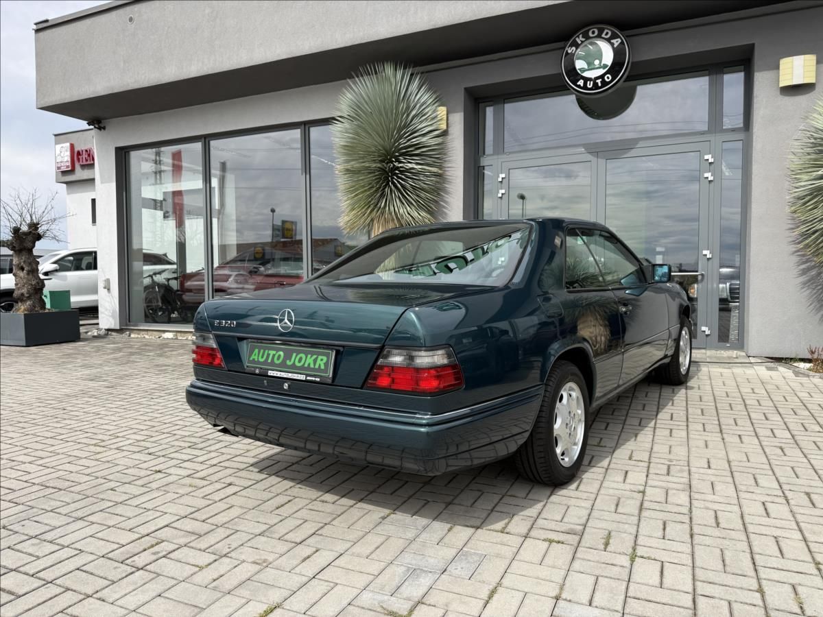 Mercedes-Benz Třídy E, 320CE 162kW W124 KLIMA KŮŽE - fotka 5