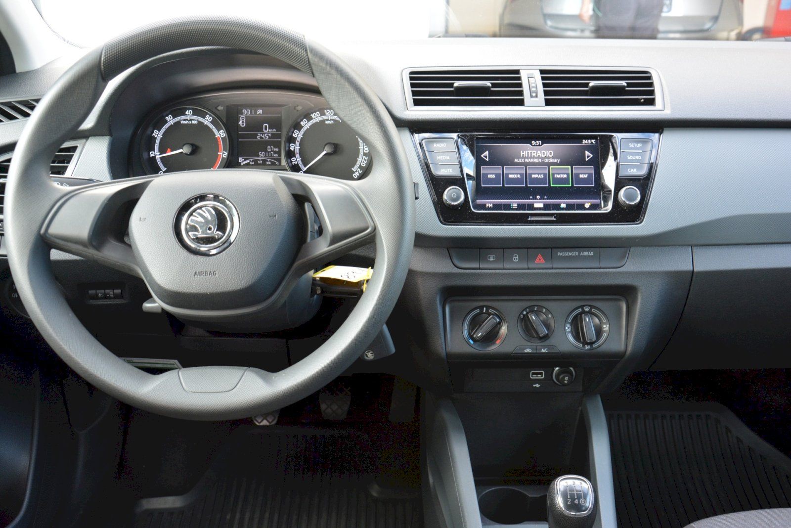 Škoda Fabia, 1.0 MPI 44 kW Active - fotka 5