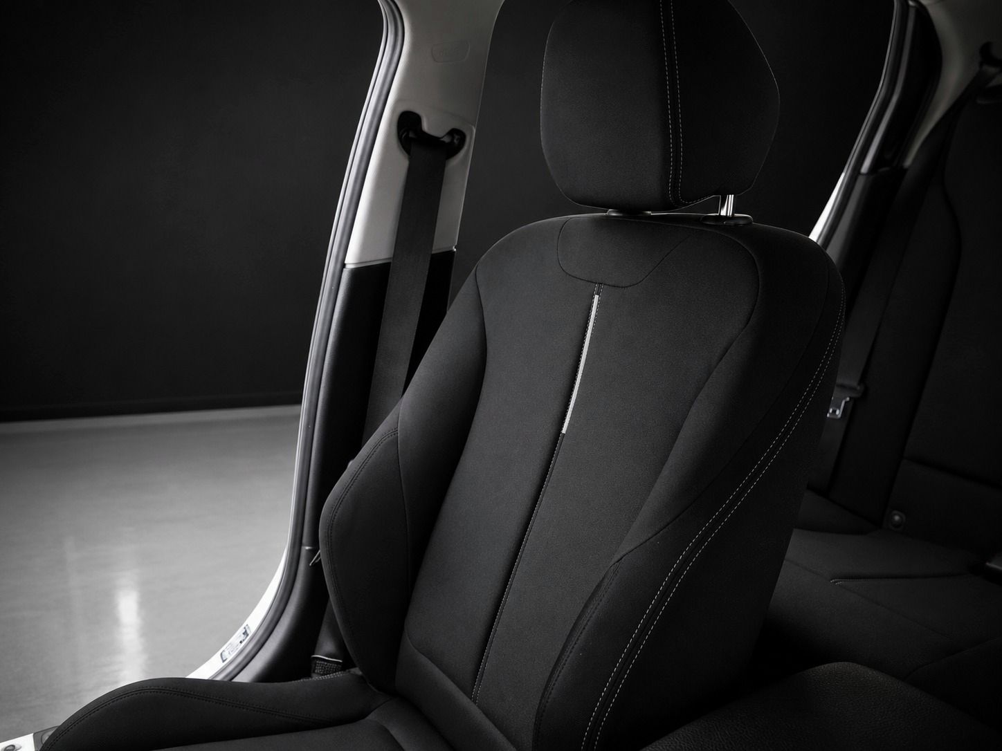 BMW Řada 1, BMW 118d Xdrive sport line - fotka 6