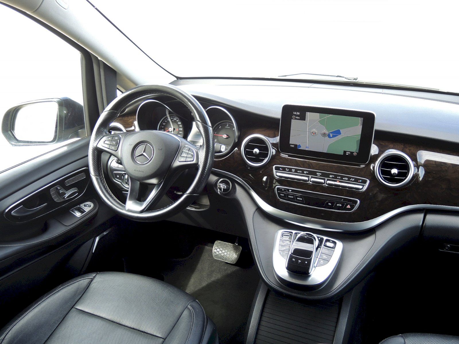 Mercedes-Benz Třídy V, 250 Bluetec 4Matic Avantgarde - fotka 5