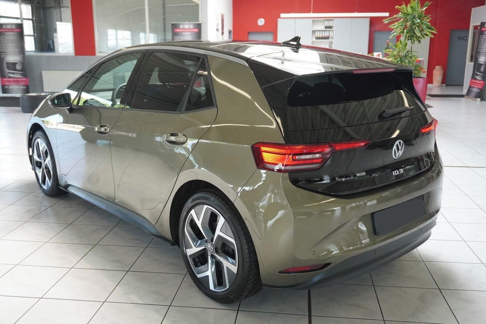 Volkswagen ID.3, Pro 150 KW*Kamera*Navi*Led* - fotka 2