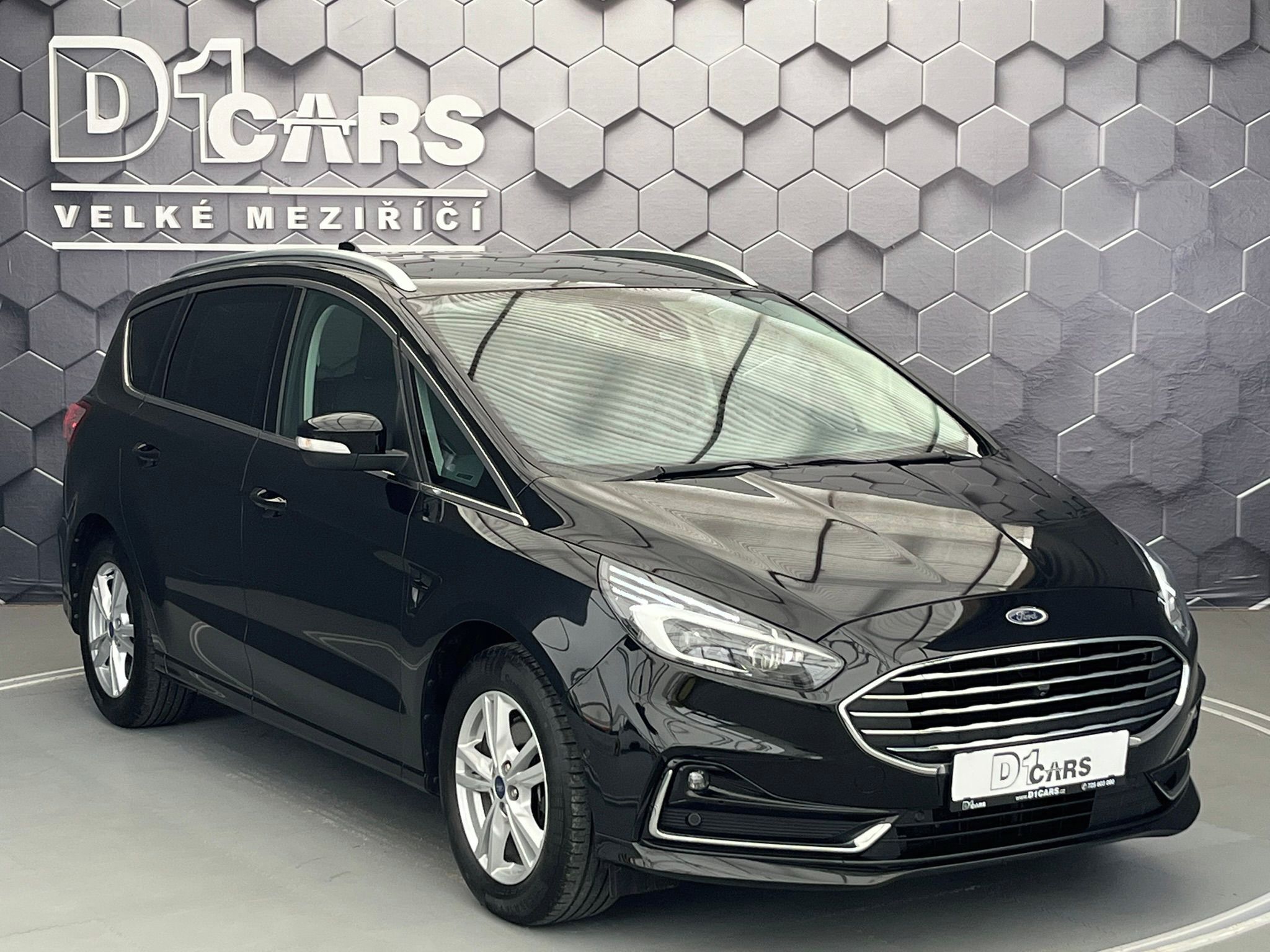 Ford S-MAX, 2.5 Duratec HEV TITANIUM - fotka 6