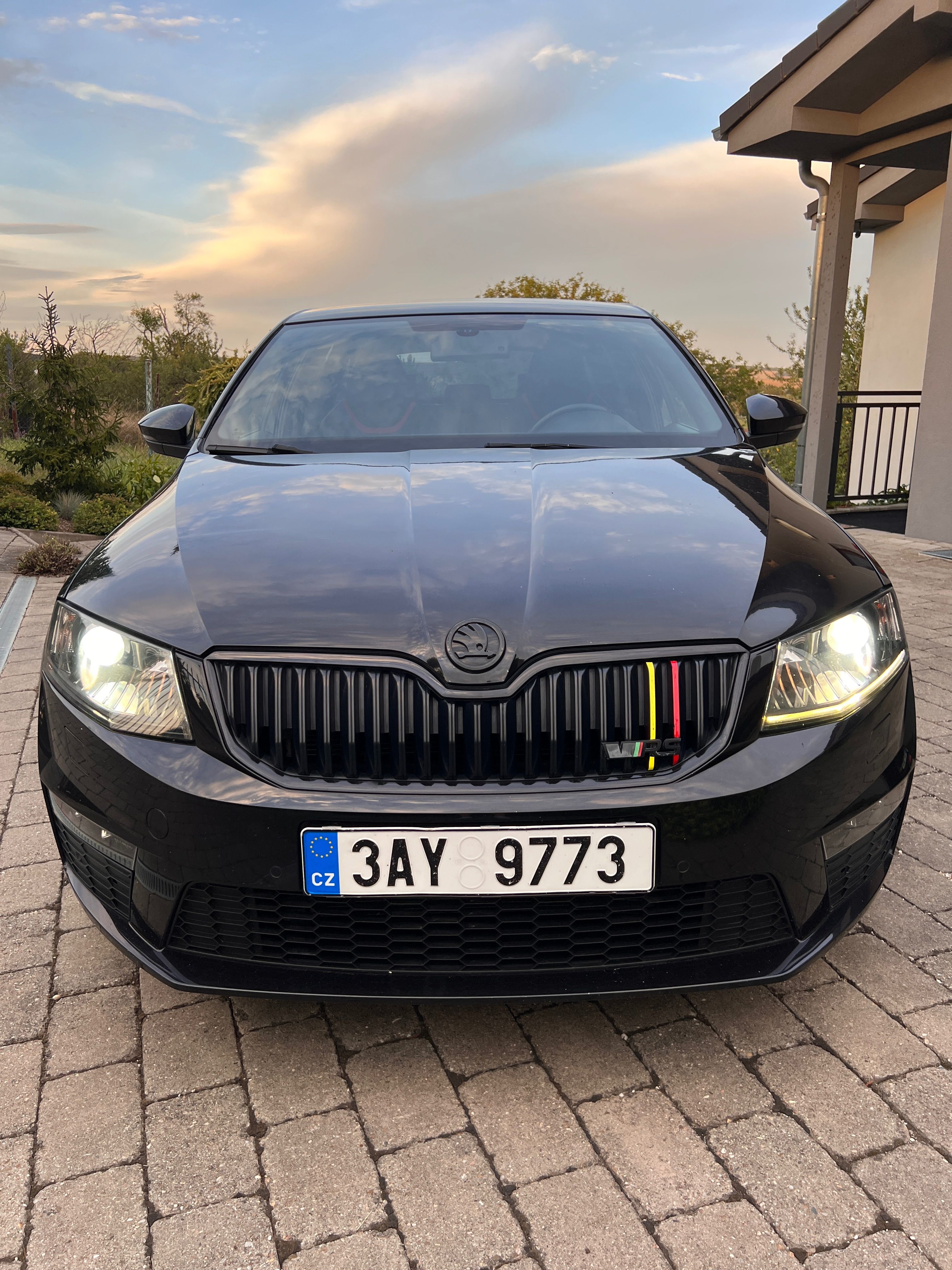 Škoda Octavia, Škoda Octavia RS 2.0 TDI DSG - fotka 4