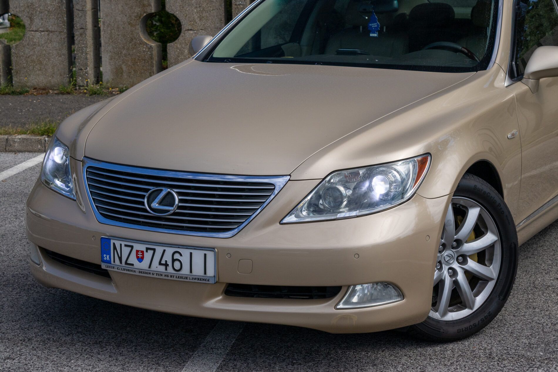 Lexus LS - fotka 2