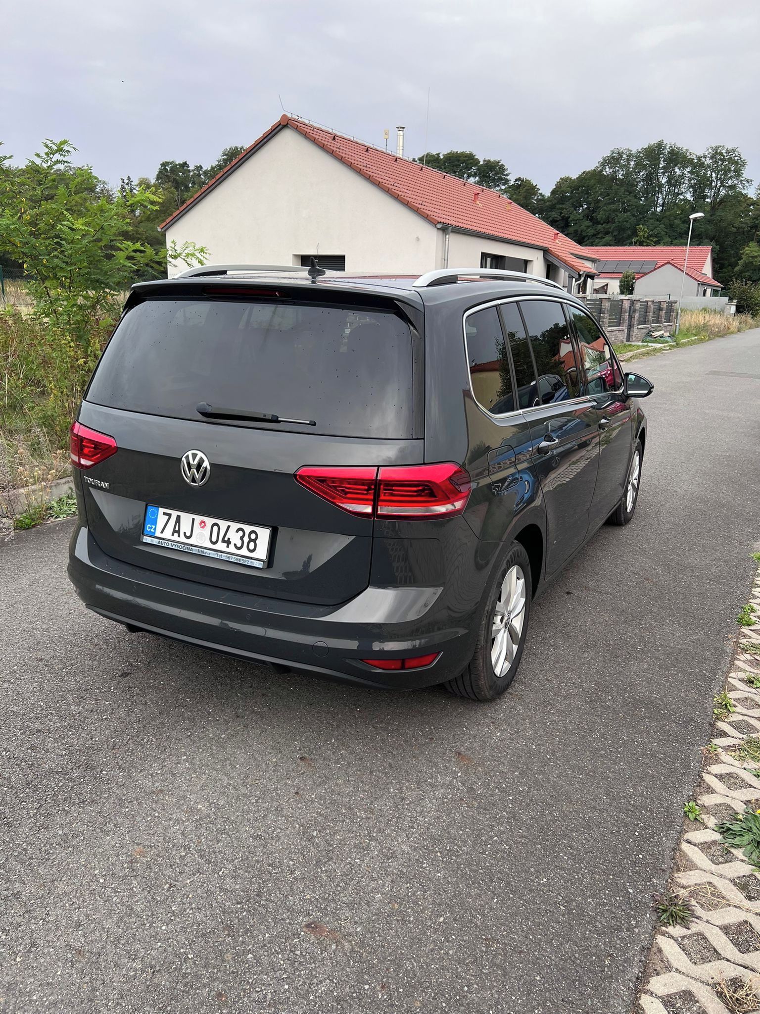 Volkswagen Touran, 1.5TSI Highline DSG, původ ČR - fotka 3