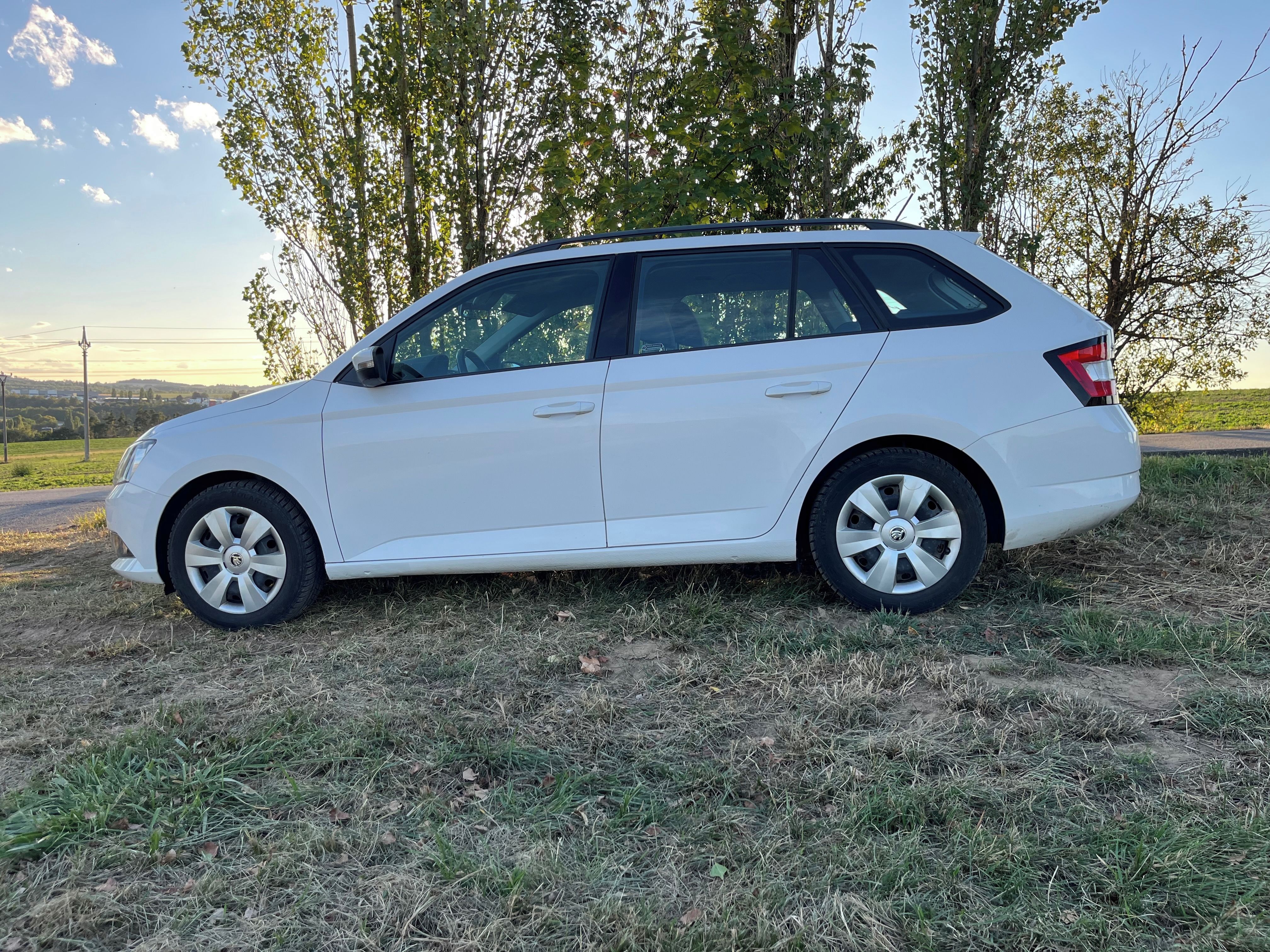 Škoda Fabia, 1.2 TSI 66 kW 2015 - fotka 4