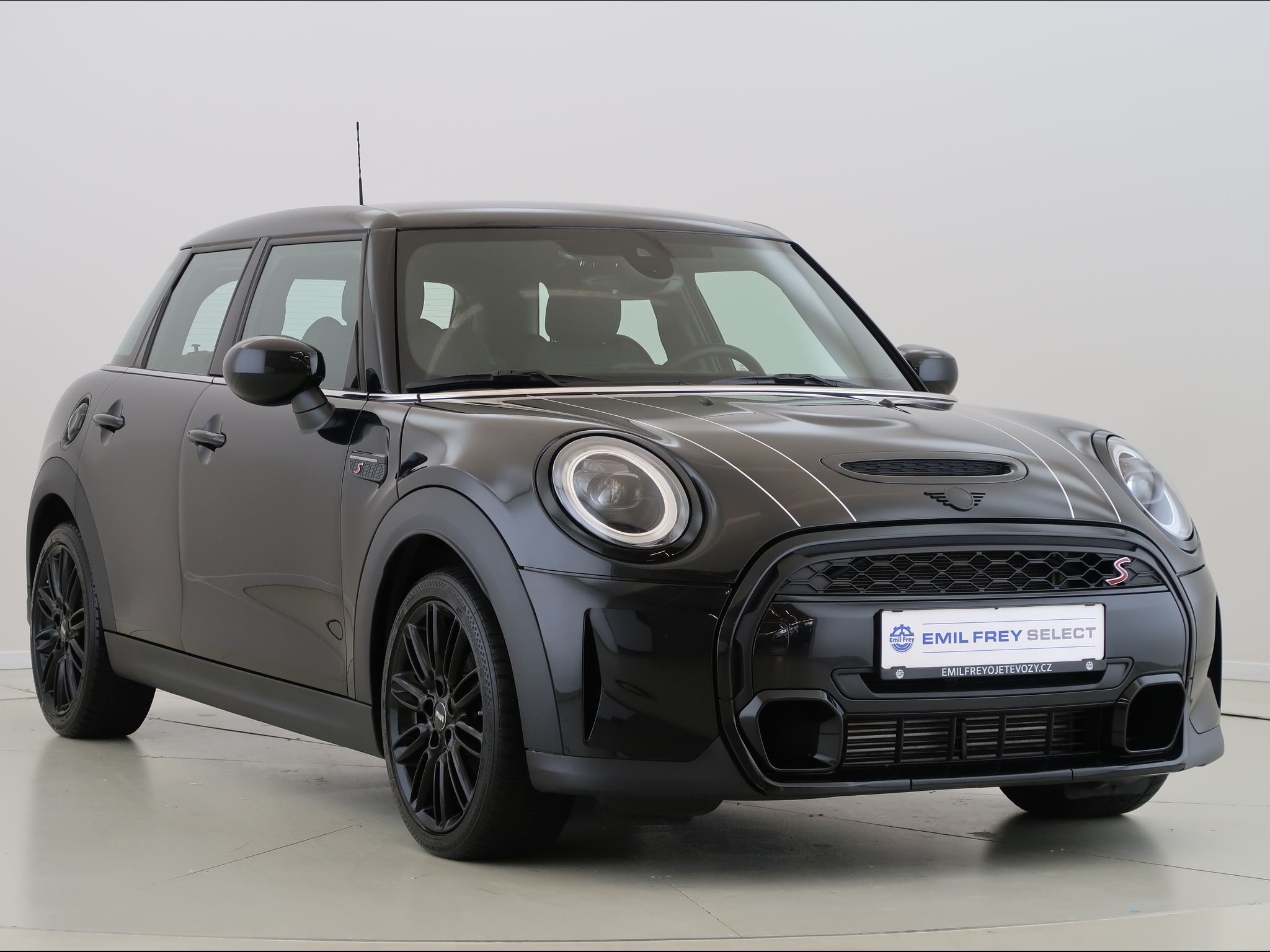Mini Cooper S, 2.0Turbo,131kW,AT,CZ,1Maj - fotka 3
