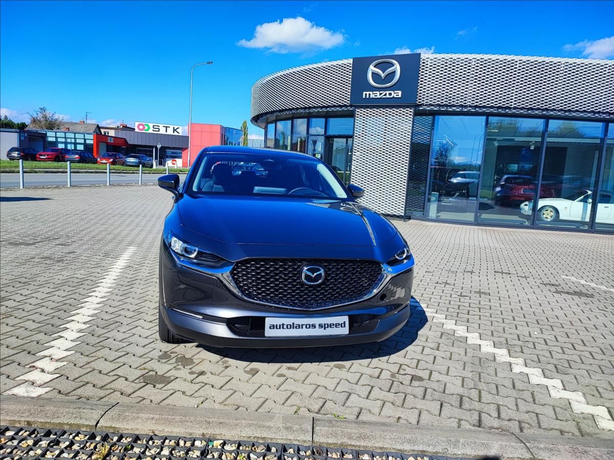 Mazda CX-30, 2,5 e-Skyactiv G140 6AT Centre