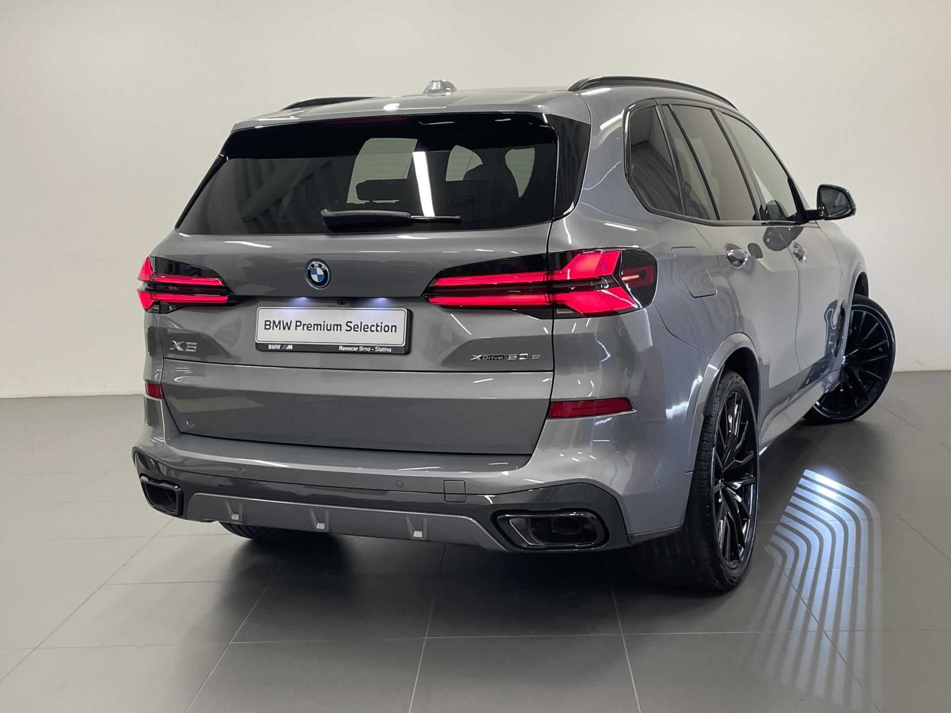 BMW X5, X5 50e xDrive M PRO - fotka 2