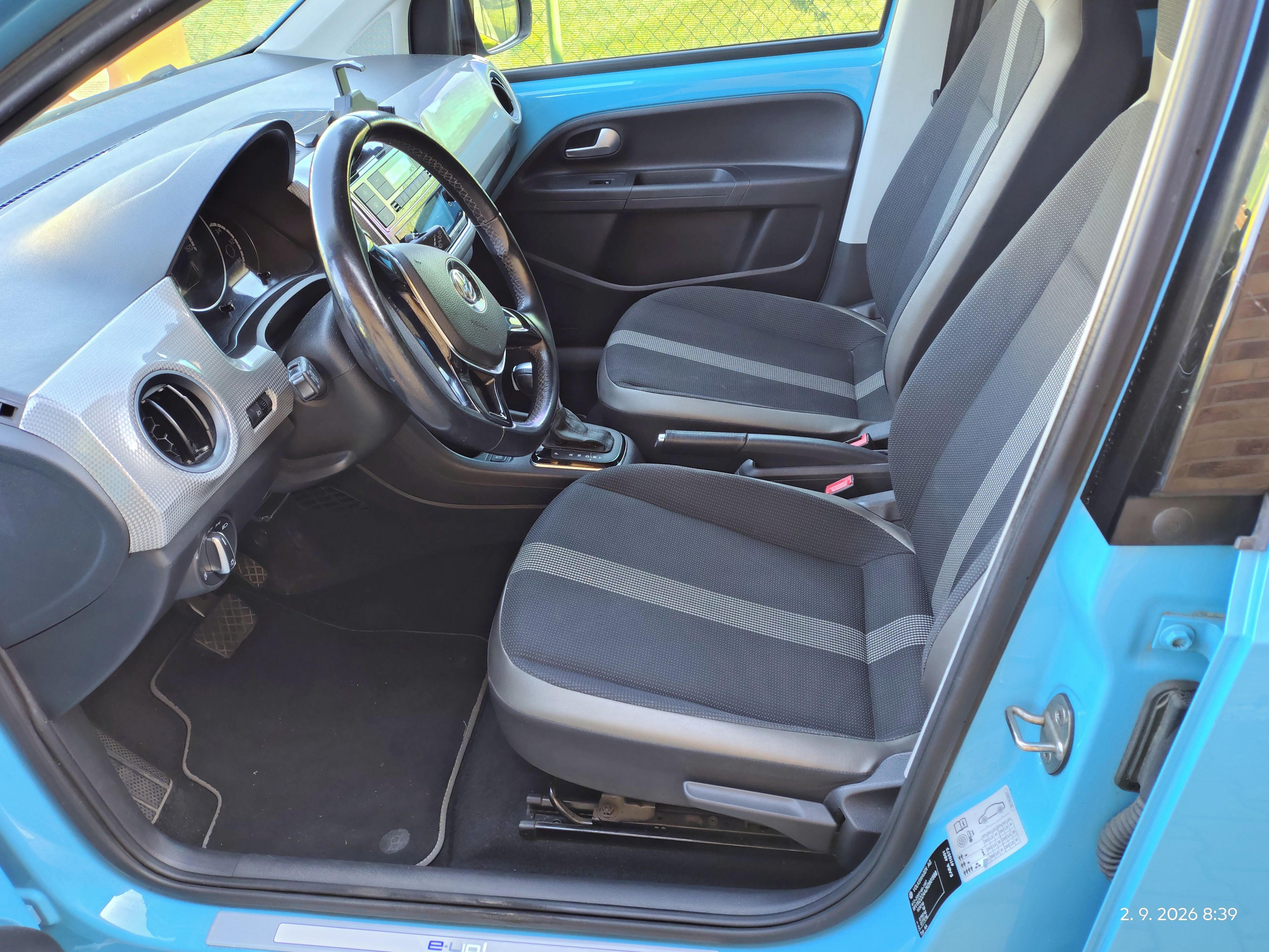 Volkswagen e-up, elektro - fotka 5