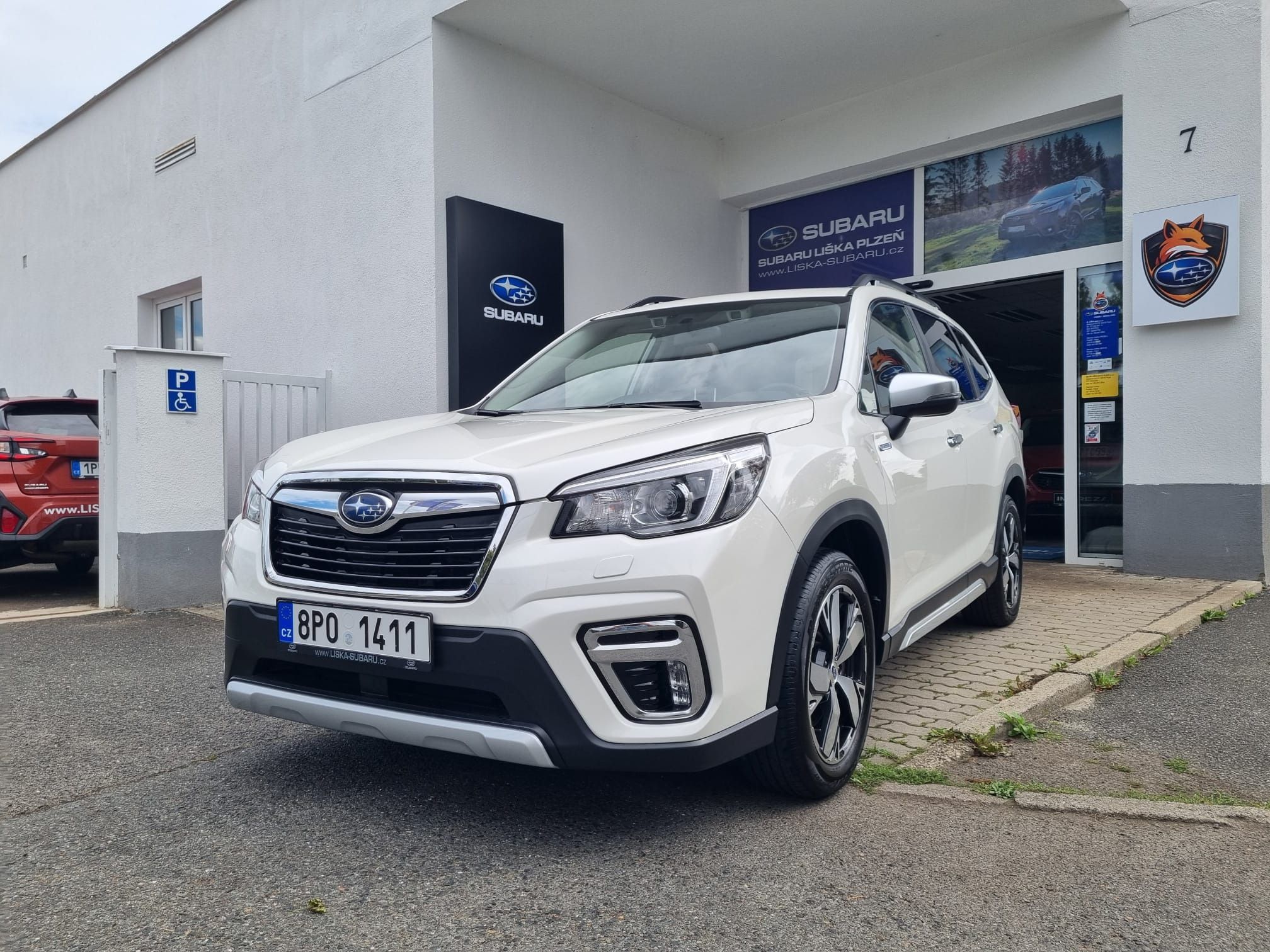 Subaru Forester, 2,0i CVT EXECUTIVE ČR - fotka 3
