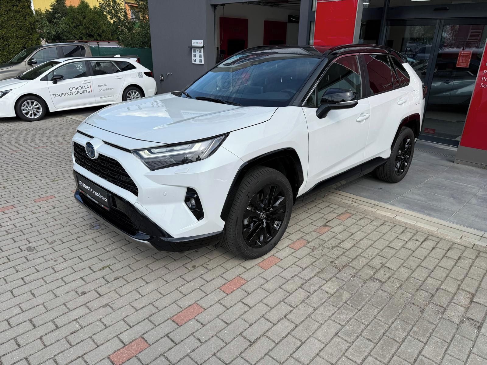 Toyota Rav4, 2.5HEV 222PS 4x4 Selection - fotka 2