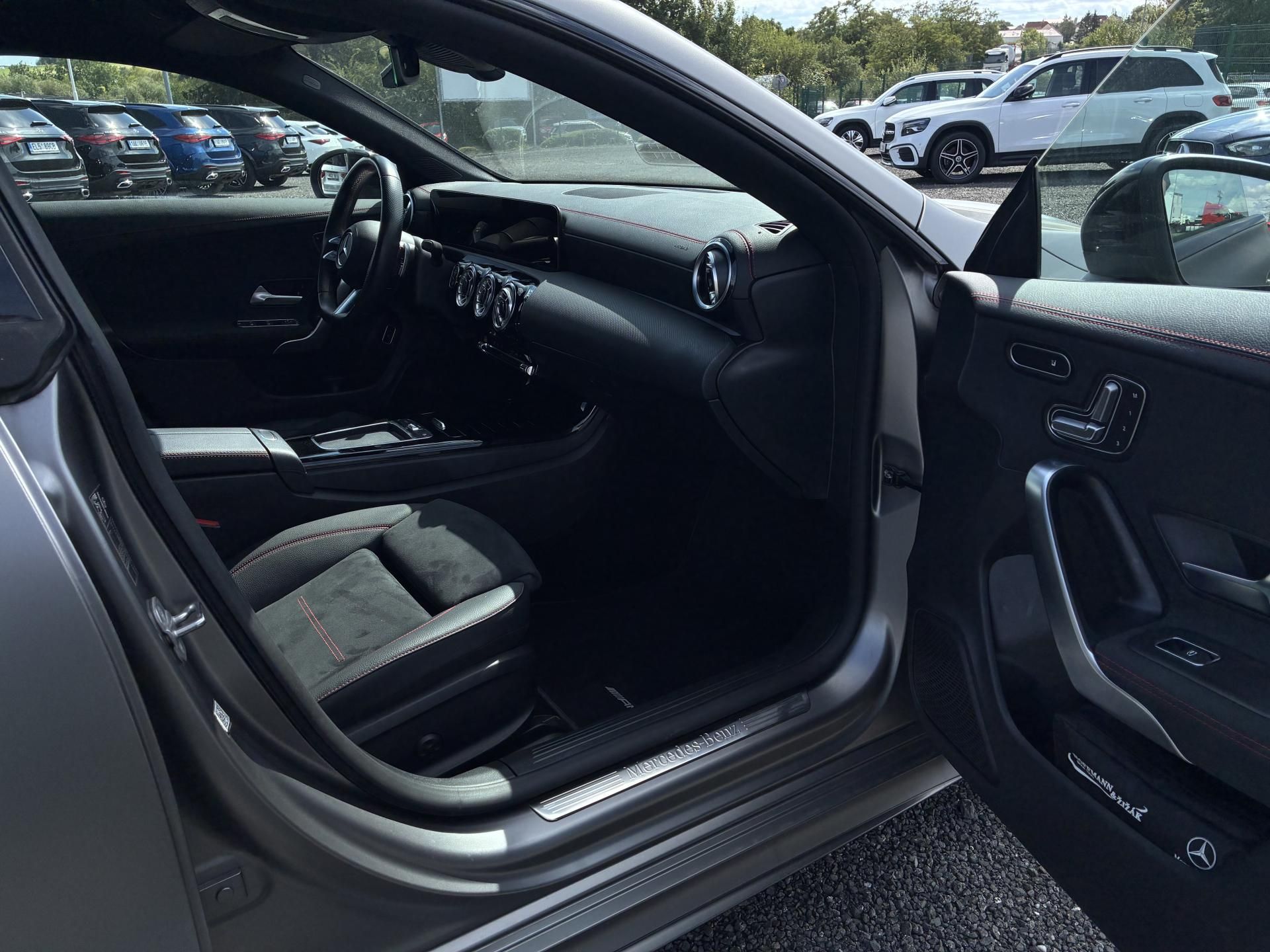 Mercedes-Benz CLA, 200 kupé - fotka 6