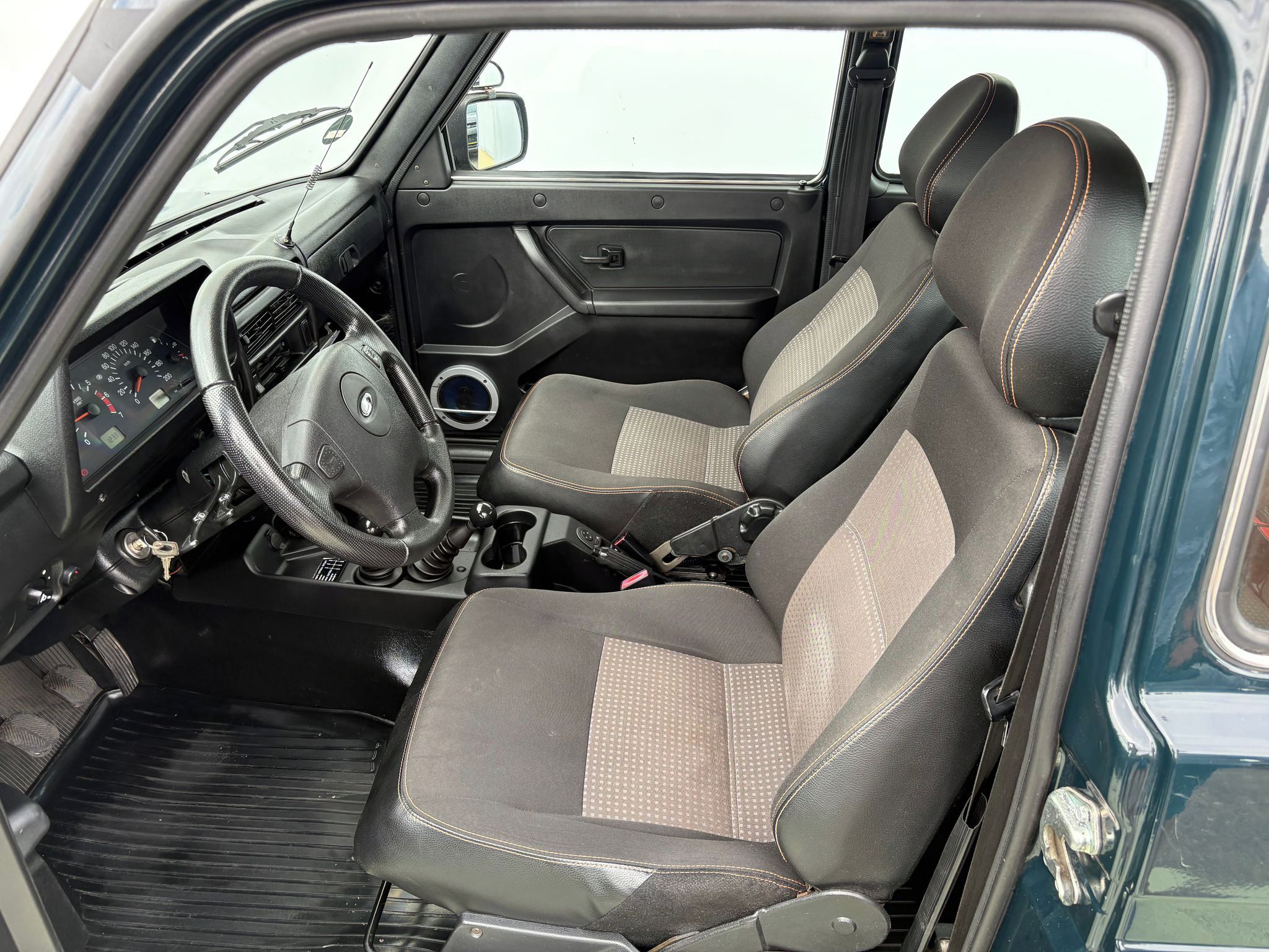 Lada Niva, 1.7, 61kW, 4x4, Tažné, Výhřevy - fotka 5