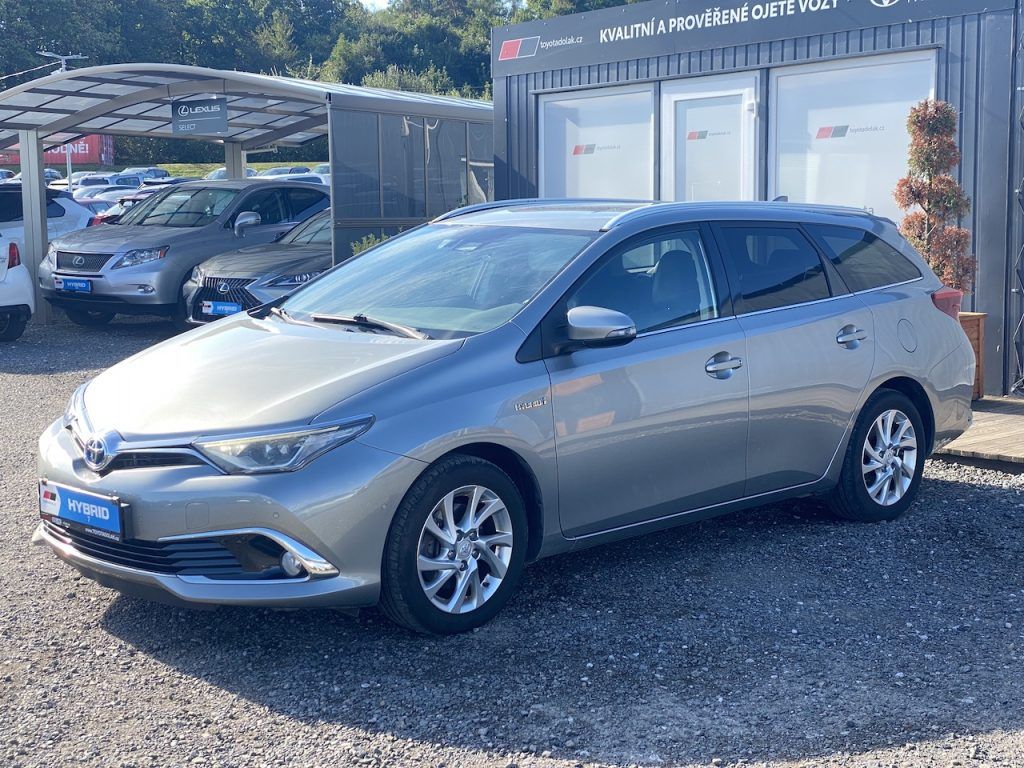 Toyota Auris, 1.8HSD, ČR, Executive, záruka - fotka 4