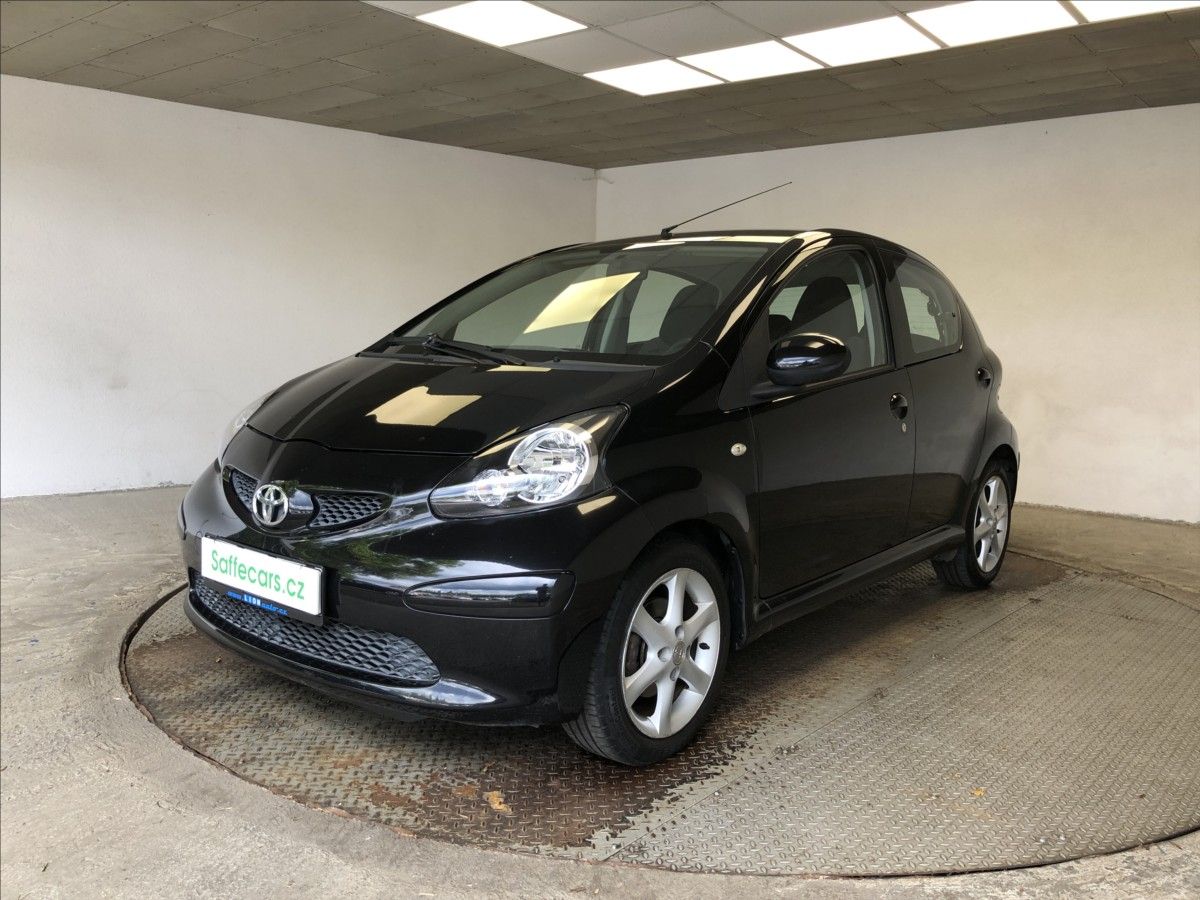 Toyota Aygo, 1,0 VVT-i - fotka 3