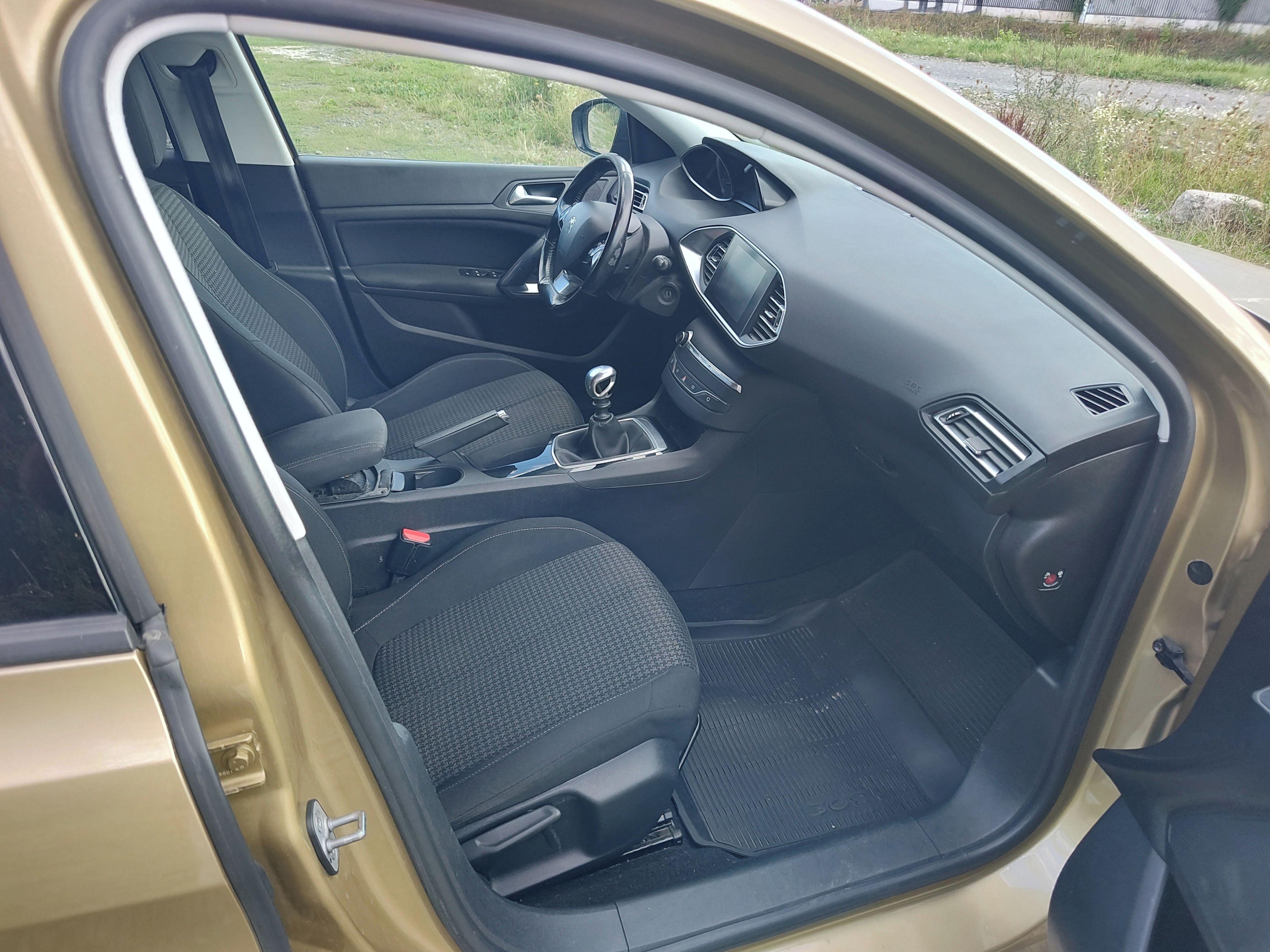 Peugeot 308, 1,2 96 Kw 1.Majitel, Původ ČR - fotka 6