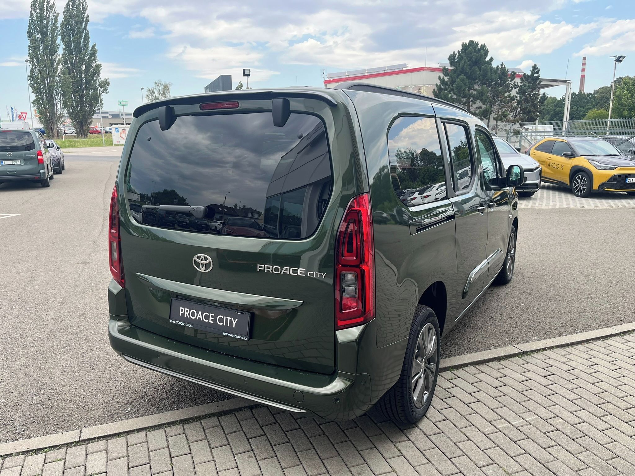 Toyota Proace City Verso, 1.5L VIP 130k 8AT - fotka 5