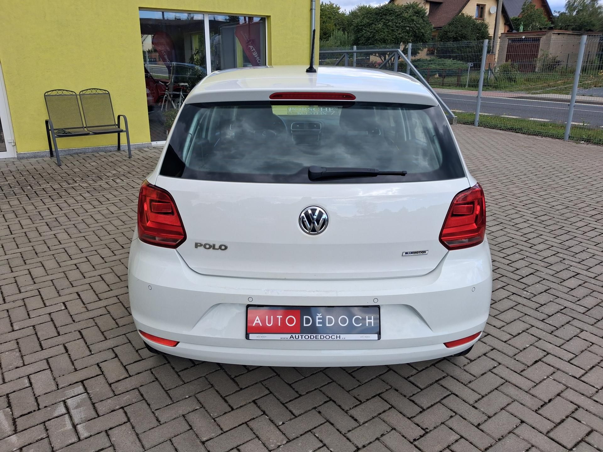 Volkswagen Polo, 1,0MPi POUZE 65t.km! VYHŘ.SED. - fotka 6