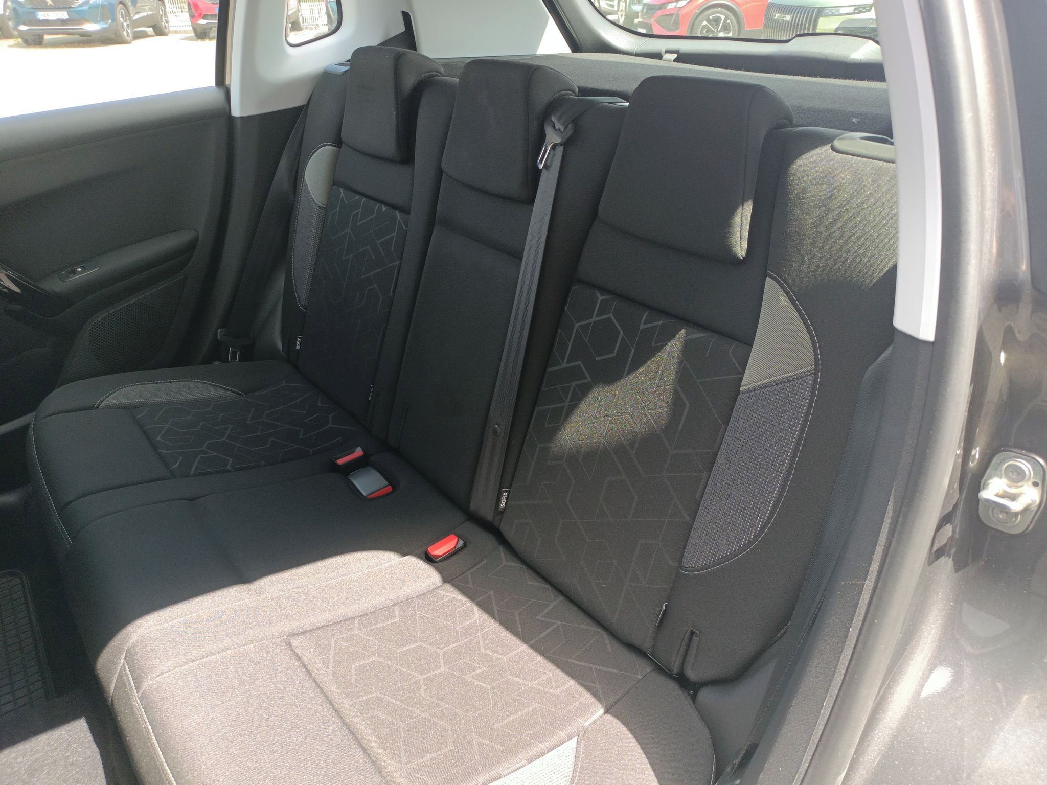 Peugeot 2008, Active 1.2 PT 110k man6 - fotka 5