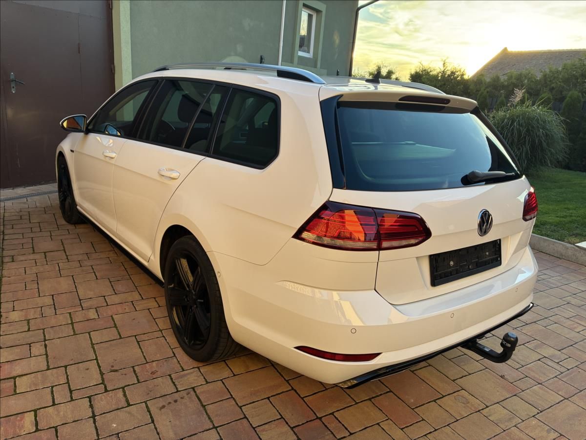 Volkswagen Golf, 2,0 TDI R-Line 110KW - fotka 6