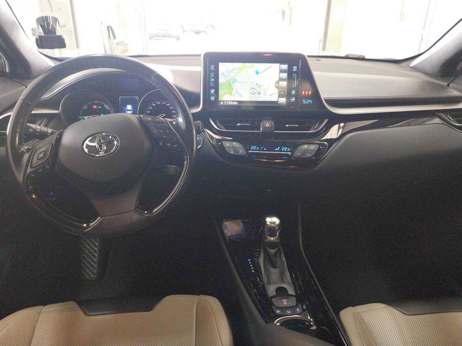 Toyota C-HR, 1.8 Hybrid, Selection, Automat - fotka 3