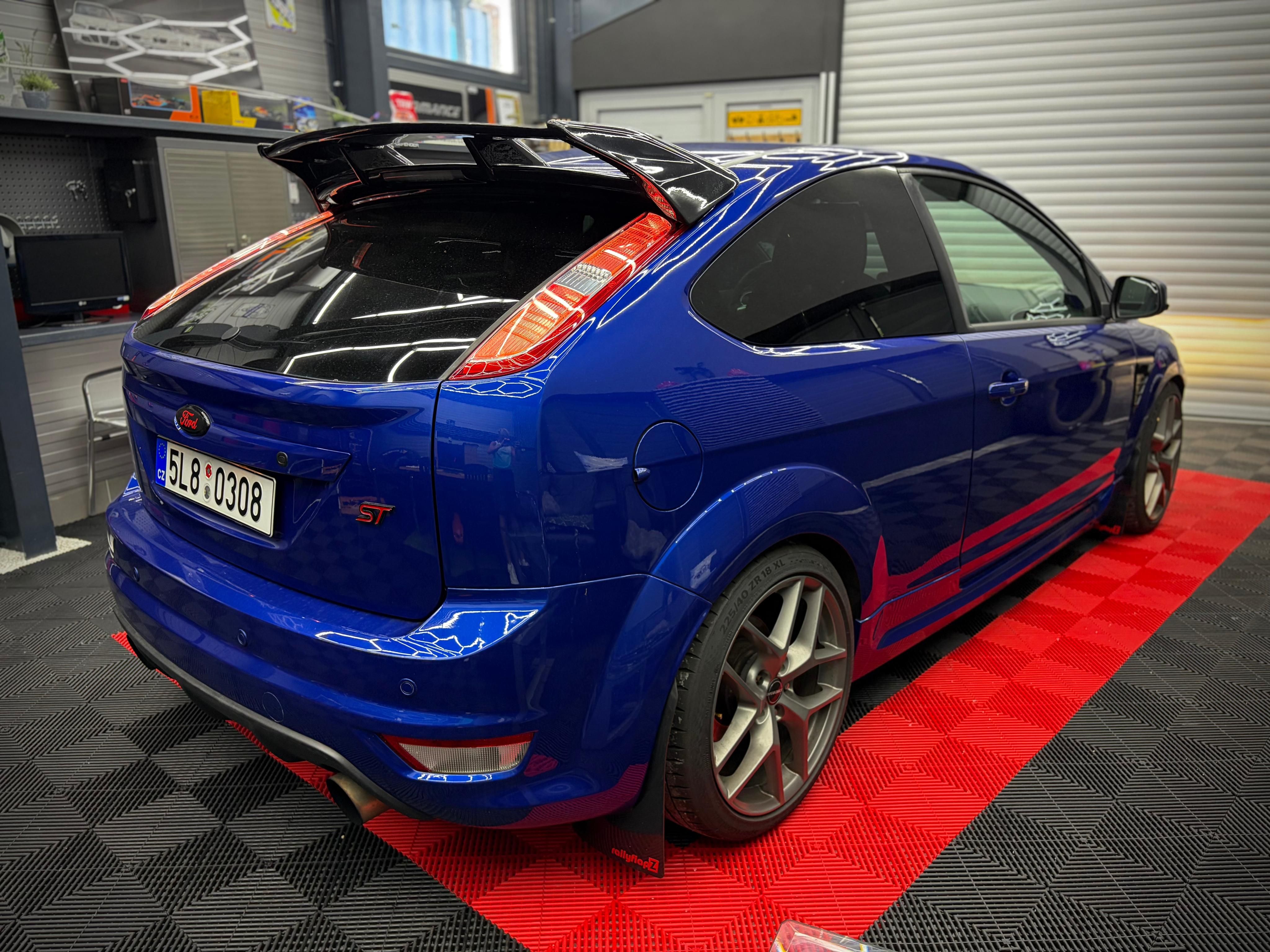 Ford Focus, ST225 - fotka 6