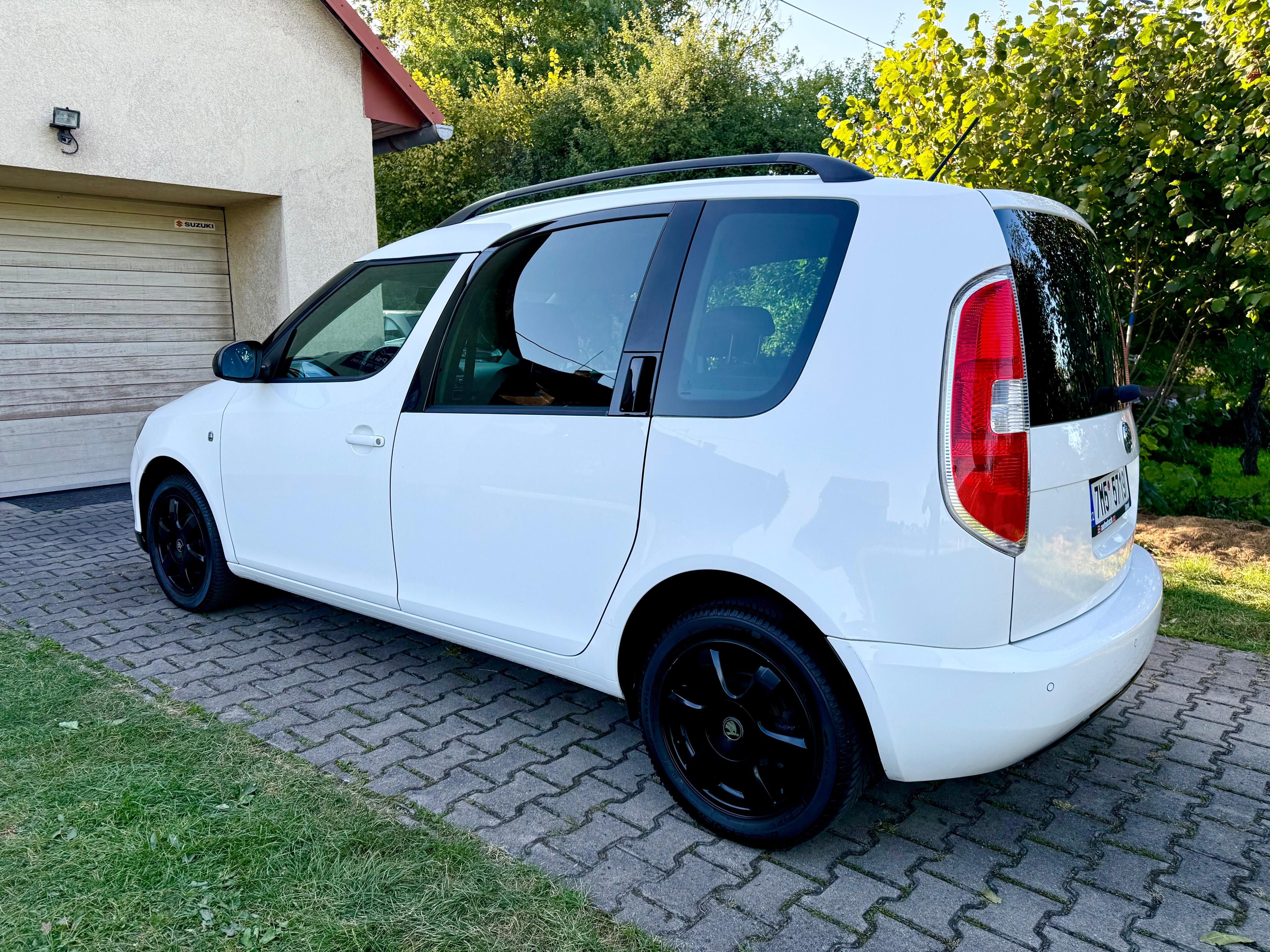 Škoda Roomster, 1.2TSi 77kW Sport - fotka 4