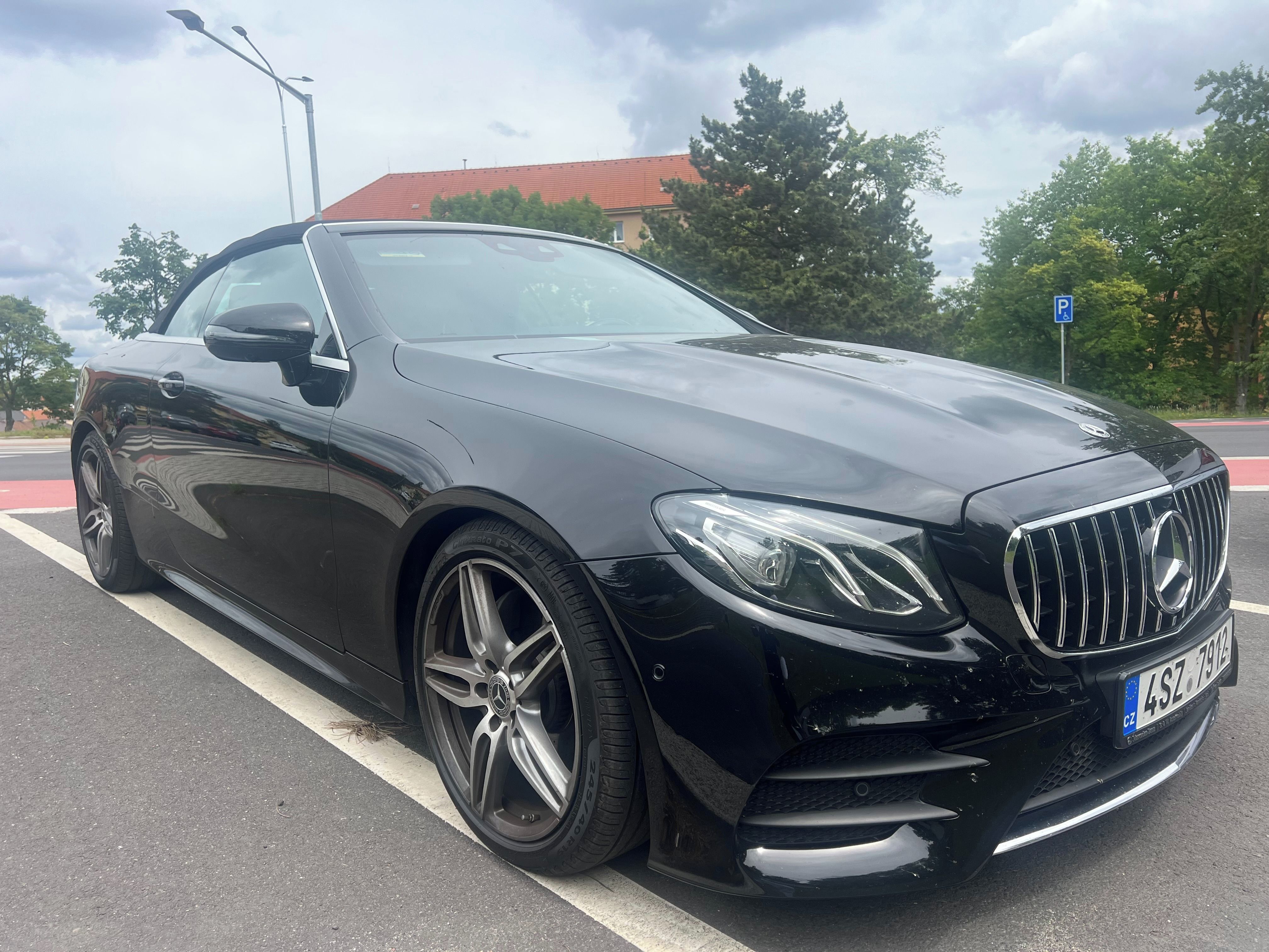 Mercedes-Benz Třídy E, Mercedes-Benz Kabriolet E220D