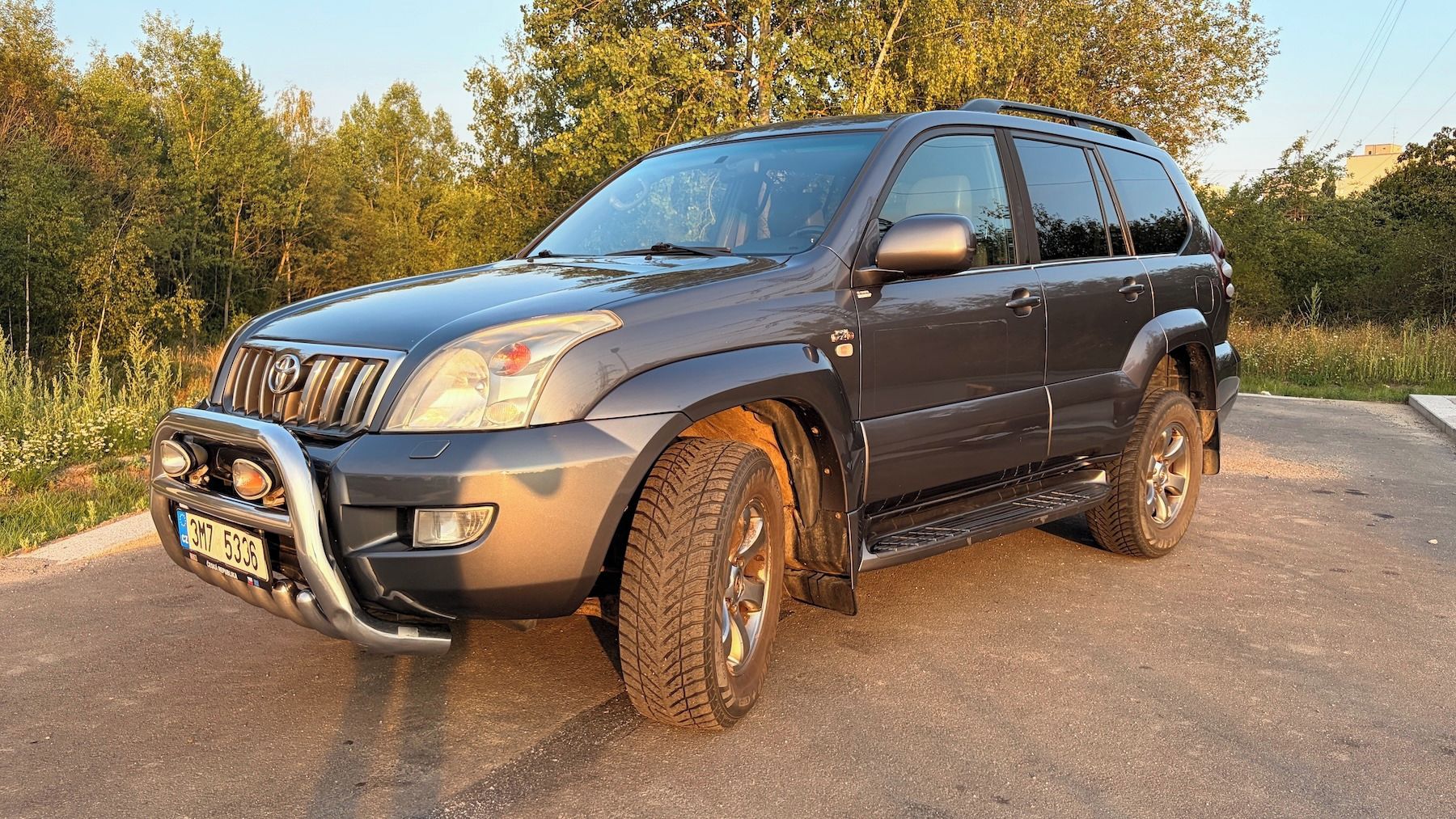 Toyota Land Cruiser, Toyota Land Cruiser, 8 míst